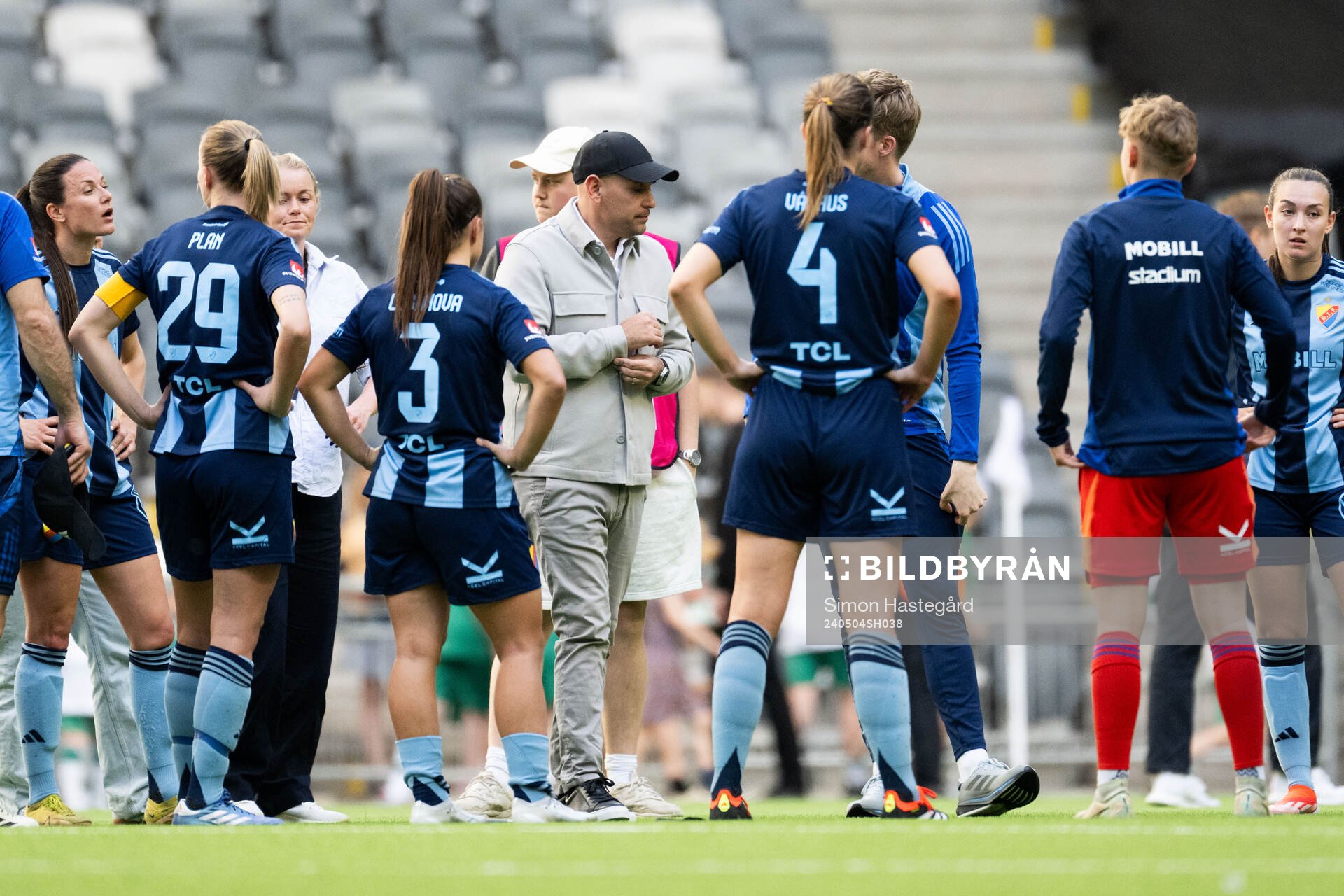 Djurgårdens tränare Marcelo Fernandez deppar
