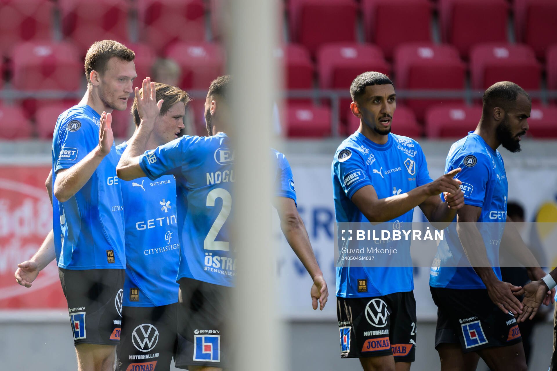 Halmstads Viktor Granath jublar