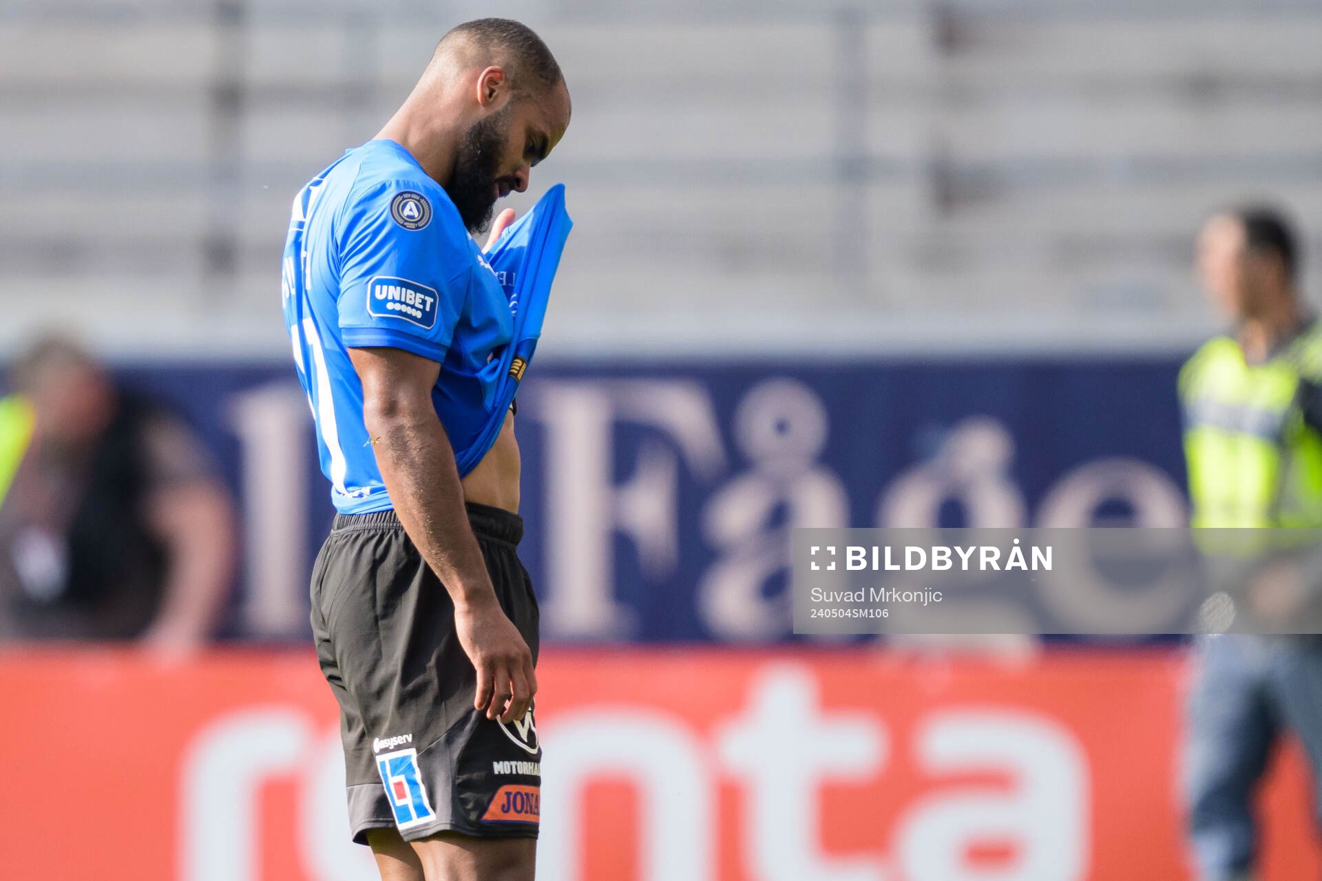 Halmstads Phil Ofosu-Ayeh deppar