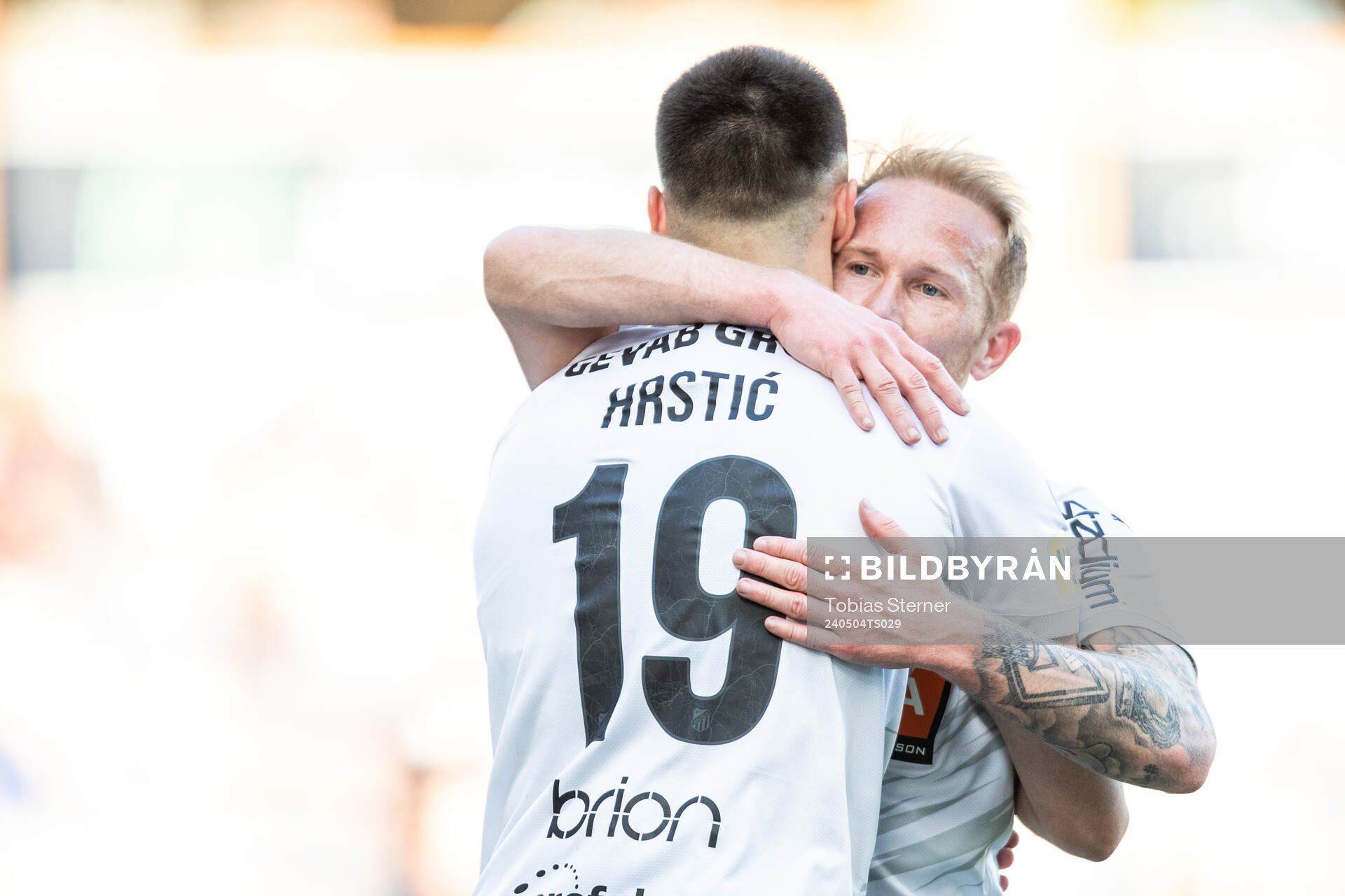 Häckens Srdjan Hrstic och Häckens Mikkel Rygaard Jensen