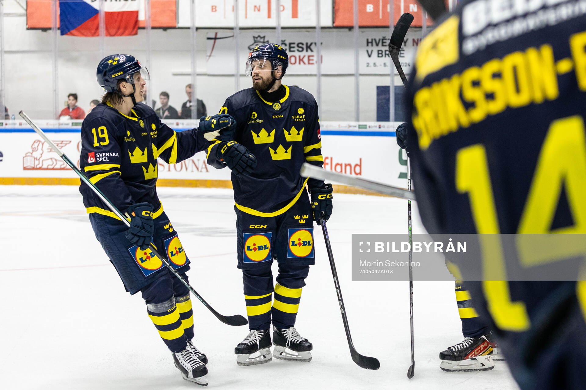 Marcus Sörensen and Lukas Bengtsson celebrate