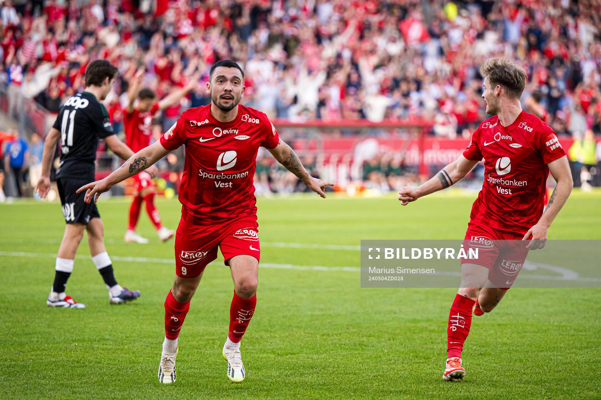 Niklas Castro of Brann celebrates