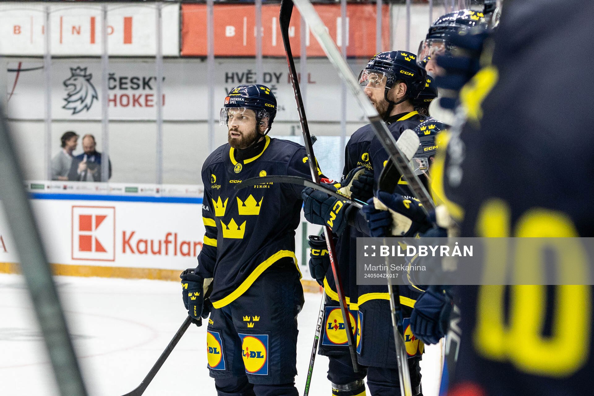 Lukas Bengtsson celebrates