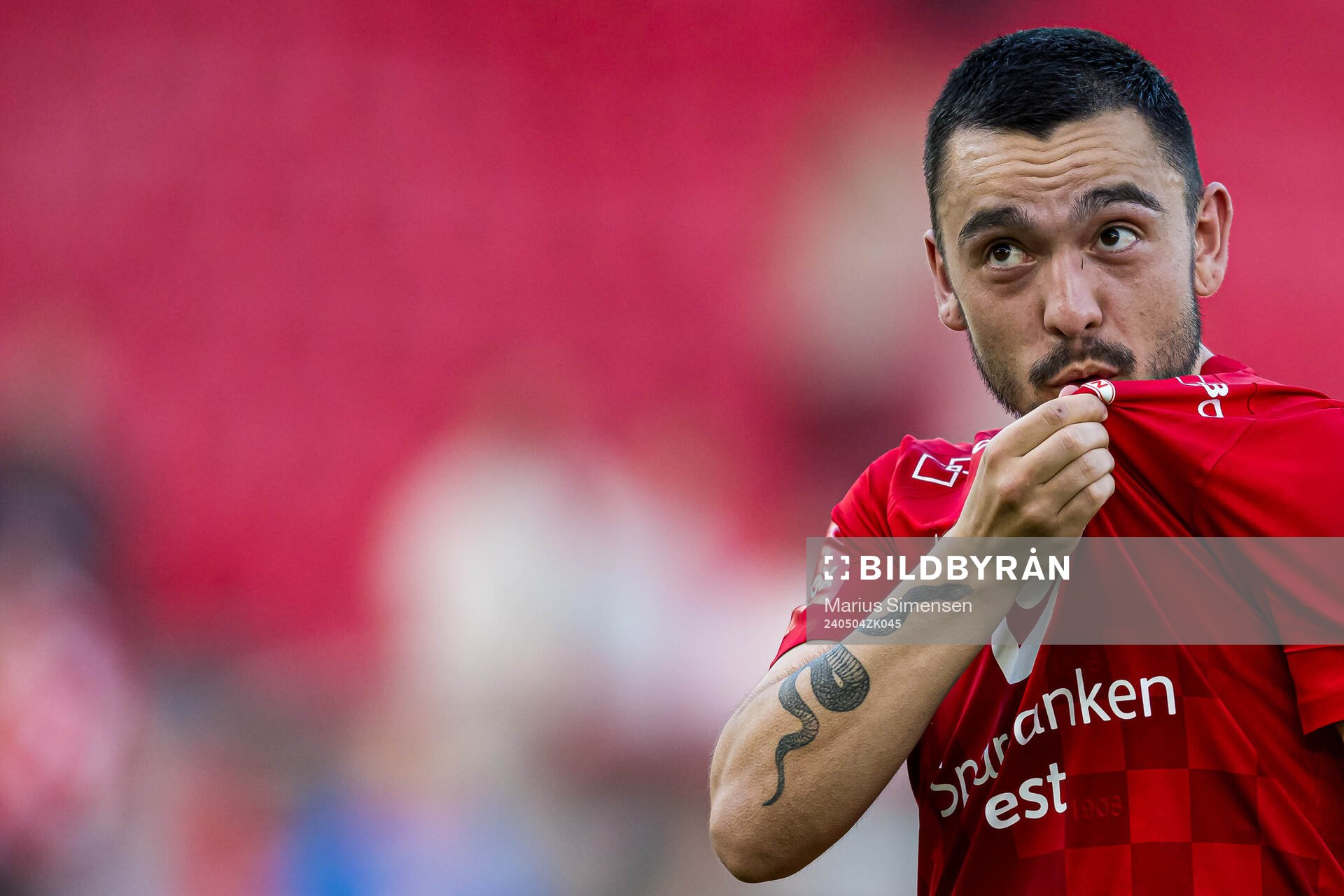 Niklas Castro of Brann celebrates
