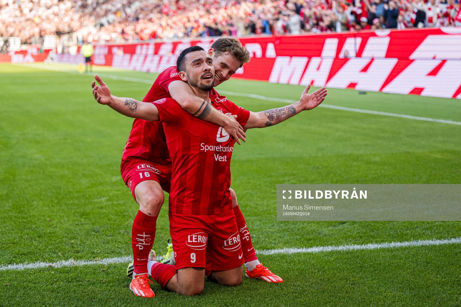 Niklas Castro of Brann celebrates