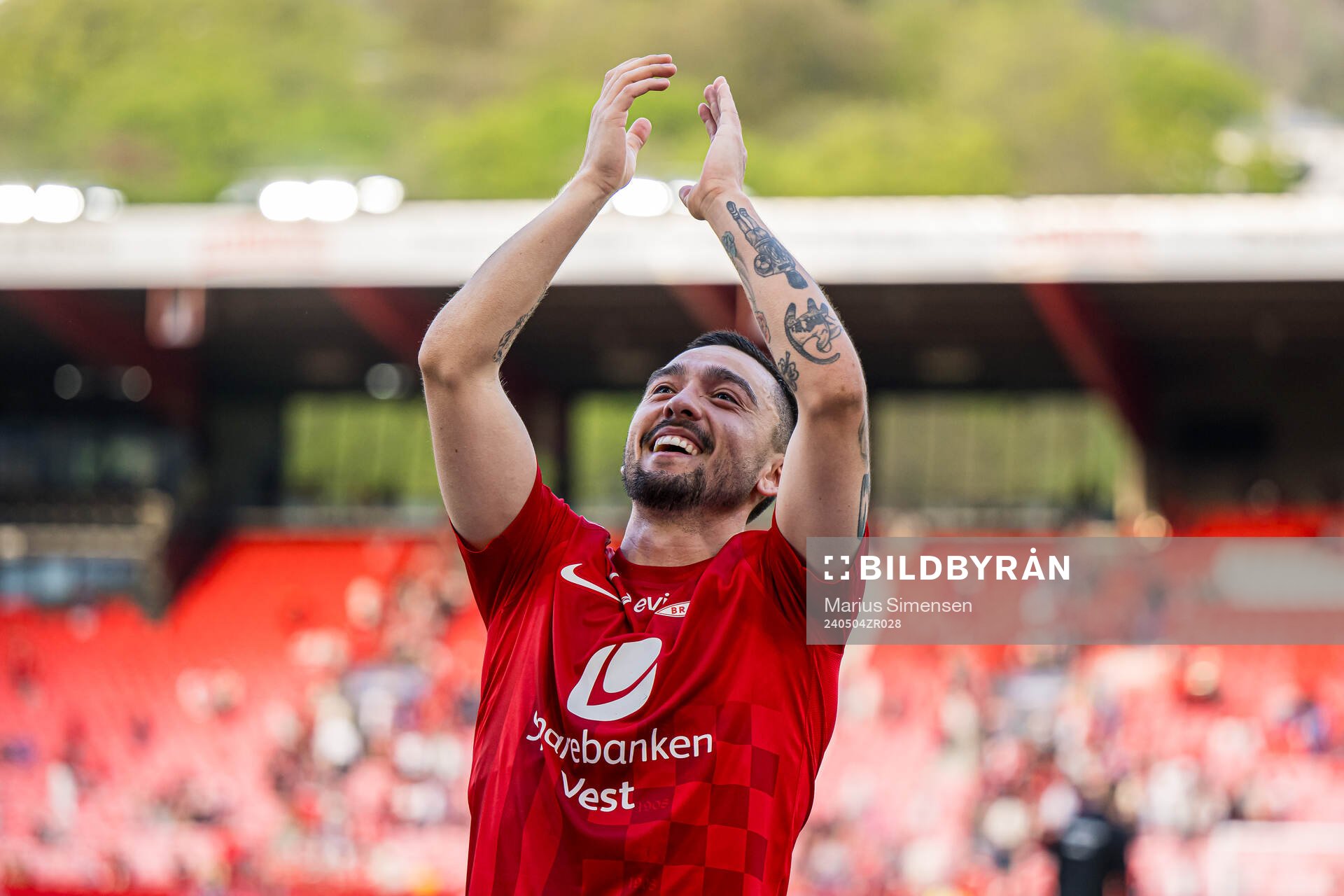 Niklas Castro of Brann celebrates