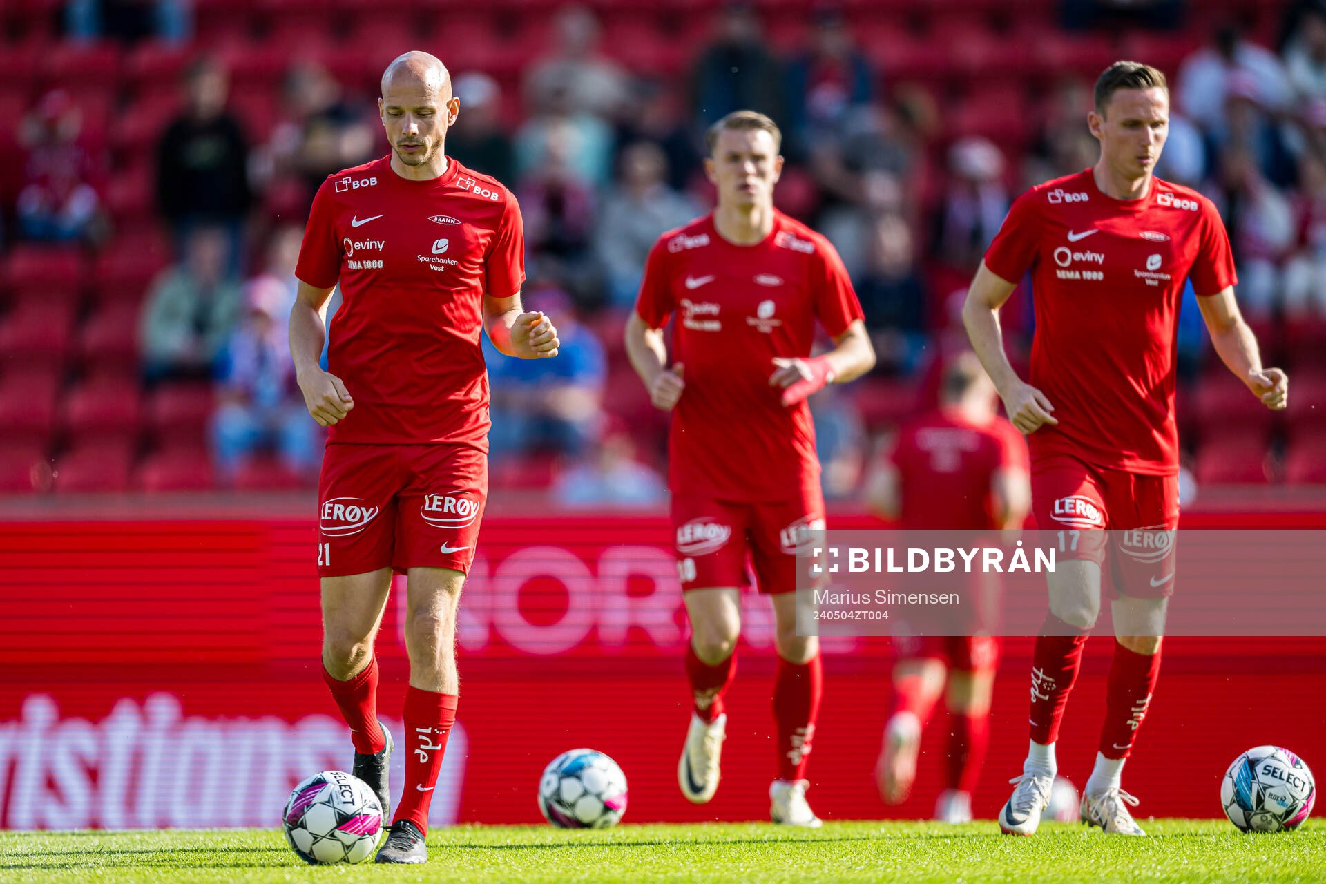 Ruben Kristiansen of Brann warms up