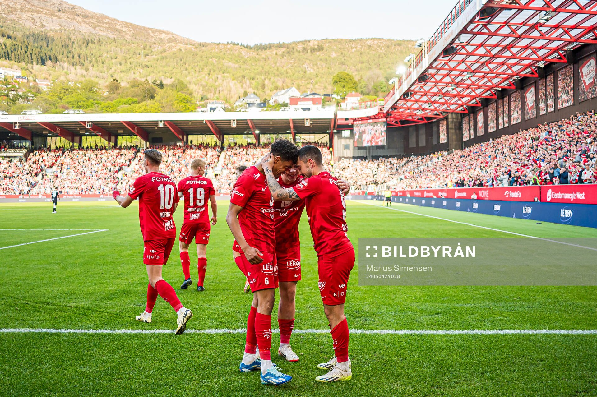Niklas Castro of Brann celebrates