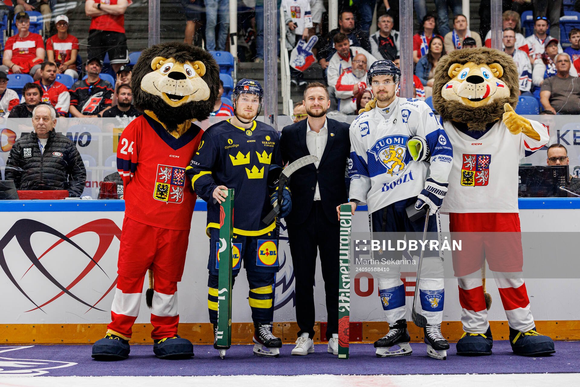 Patrik Nemeth of Sweden and Oliwer Kaski of Finland