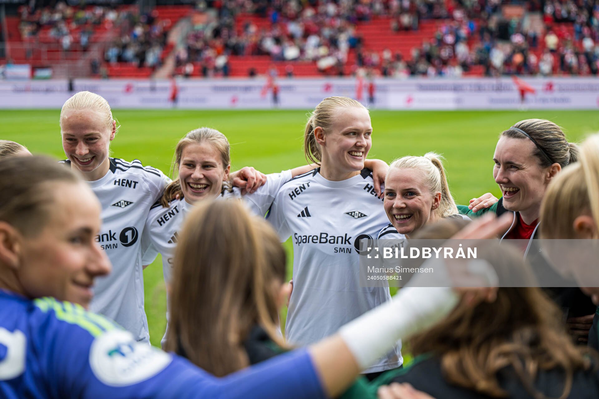 Sara Hørte, Cesilie Andreassen, Elin Sørum and Mali