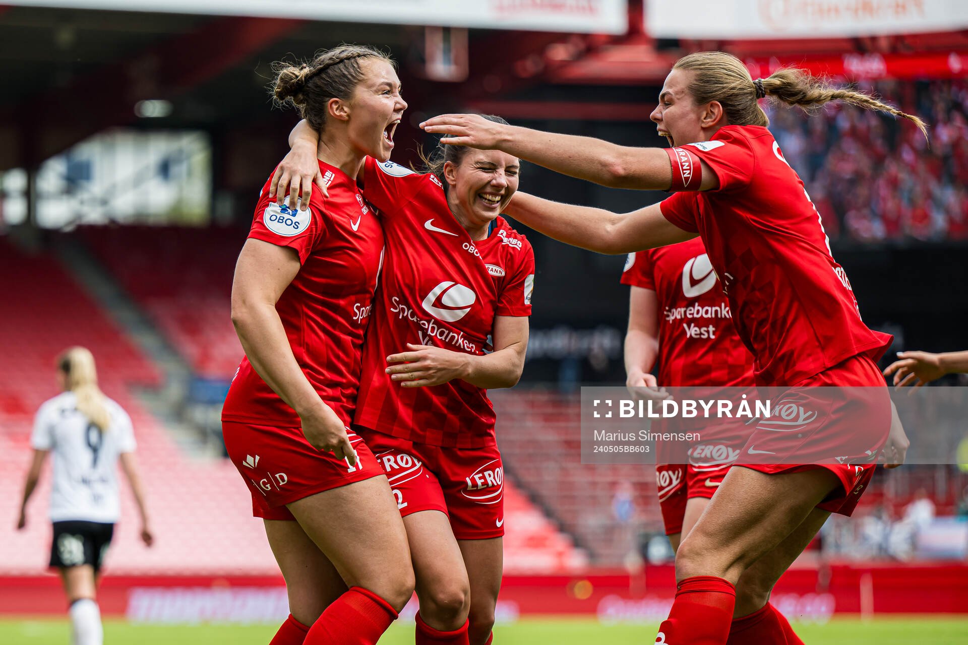 Anna Aahjem of Brann celebrates
