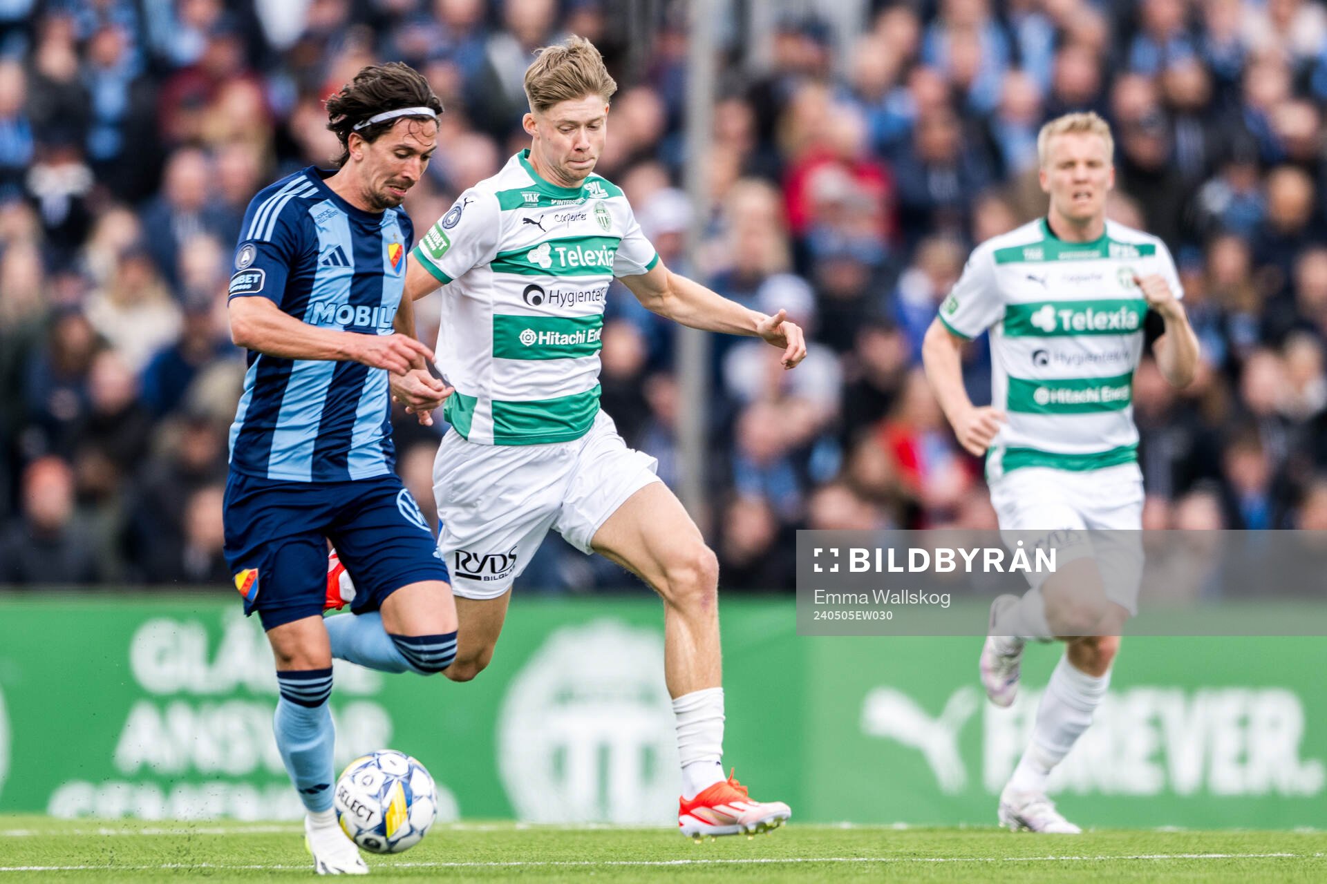Djurgårdens Gustav Wikheim och Västerås Patric Åslund