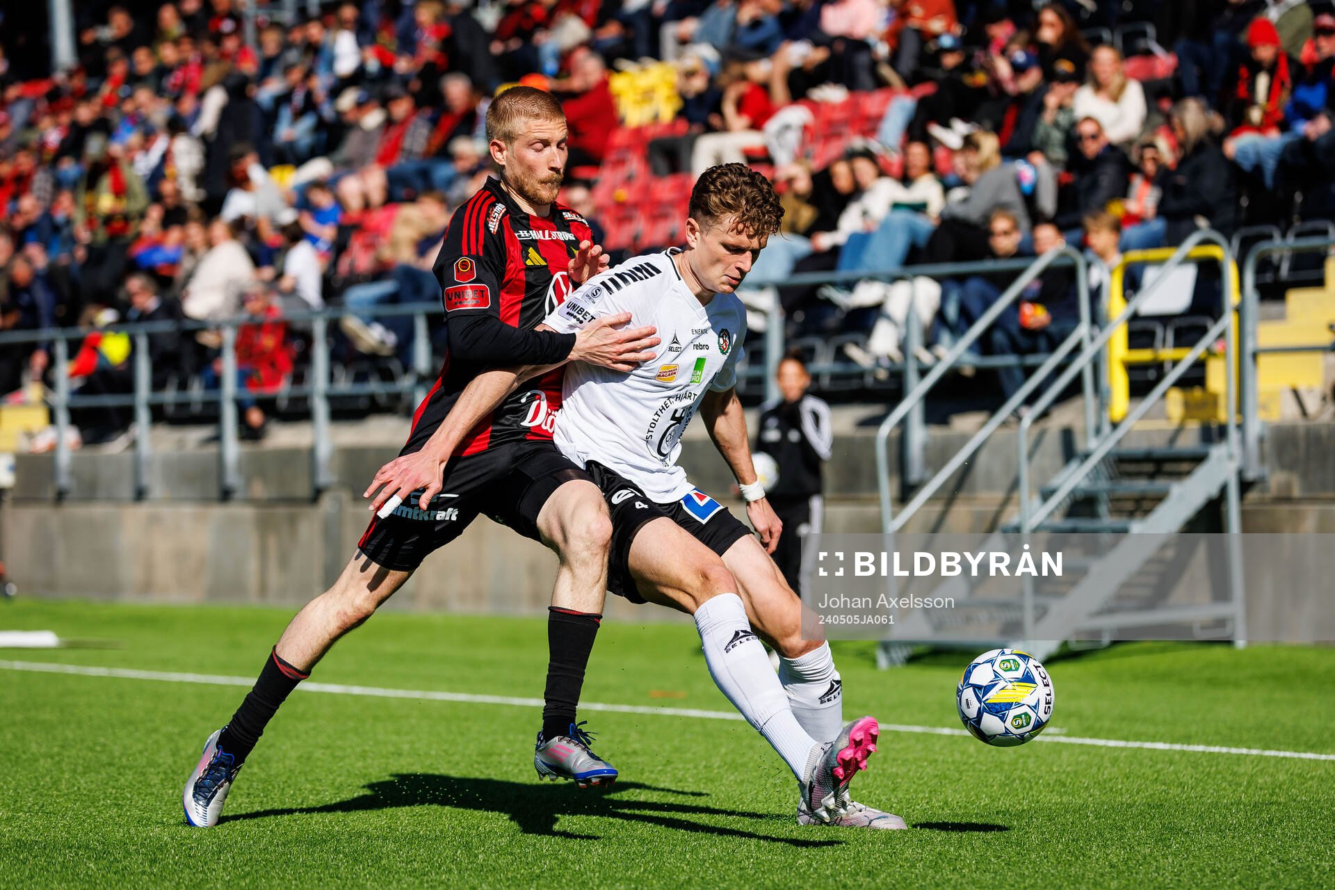 Östersunds Simon Kroon och Örebros Erik Mc Cue