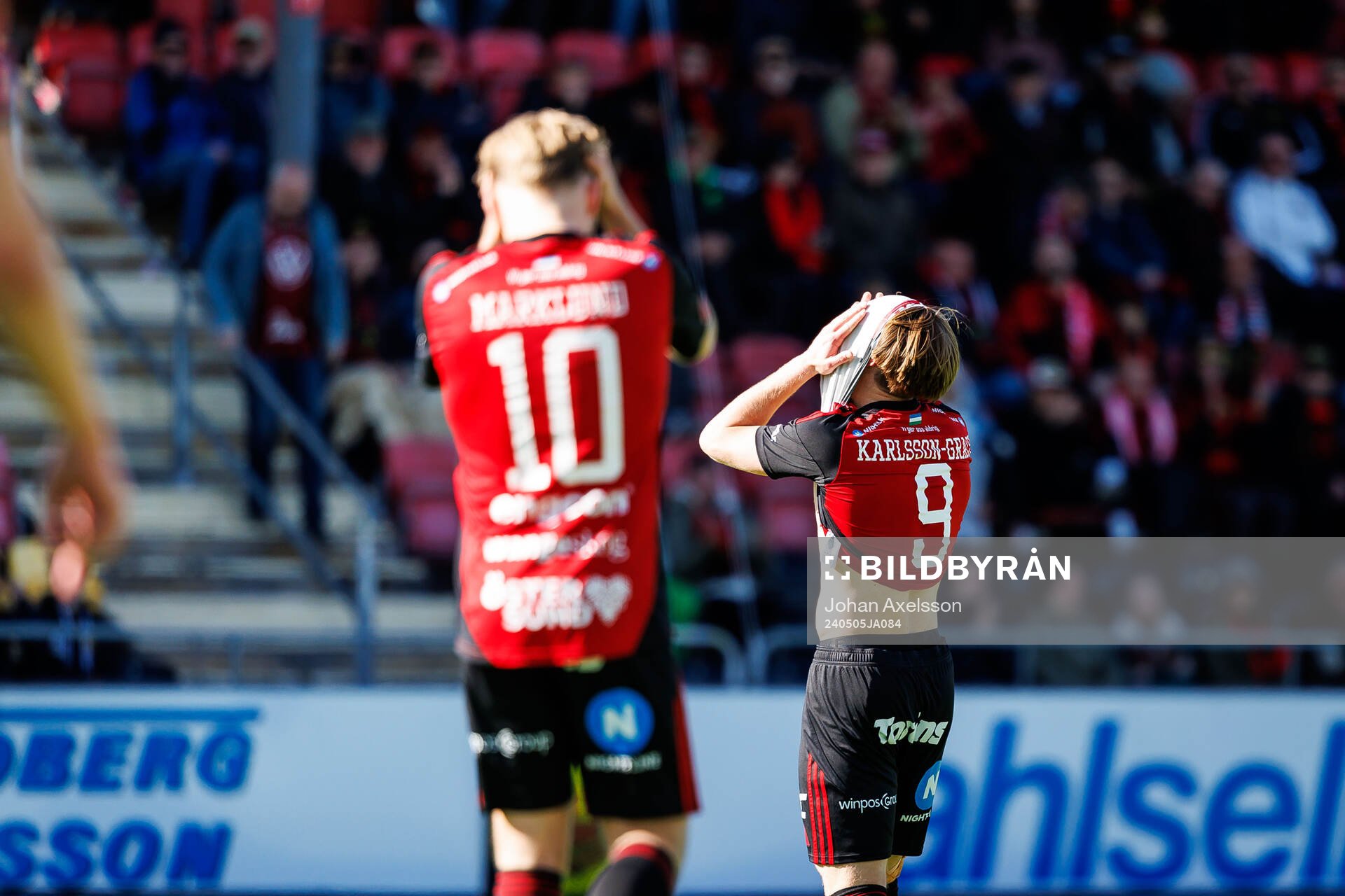 Östersunds Sebastian Karlsson Grach deppar