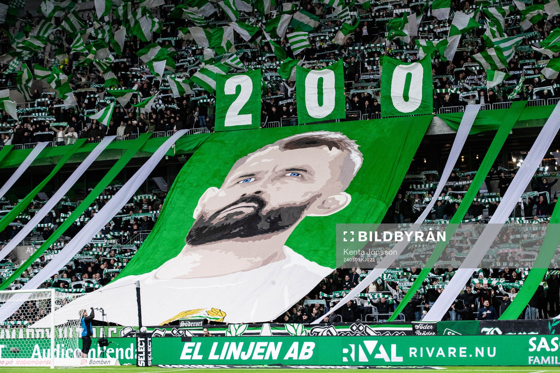 Hammarbys Mads Fenger Nielsen hyllas för 200 matcher med