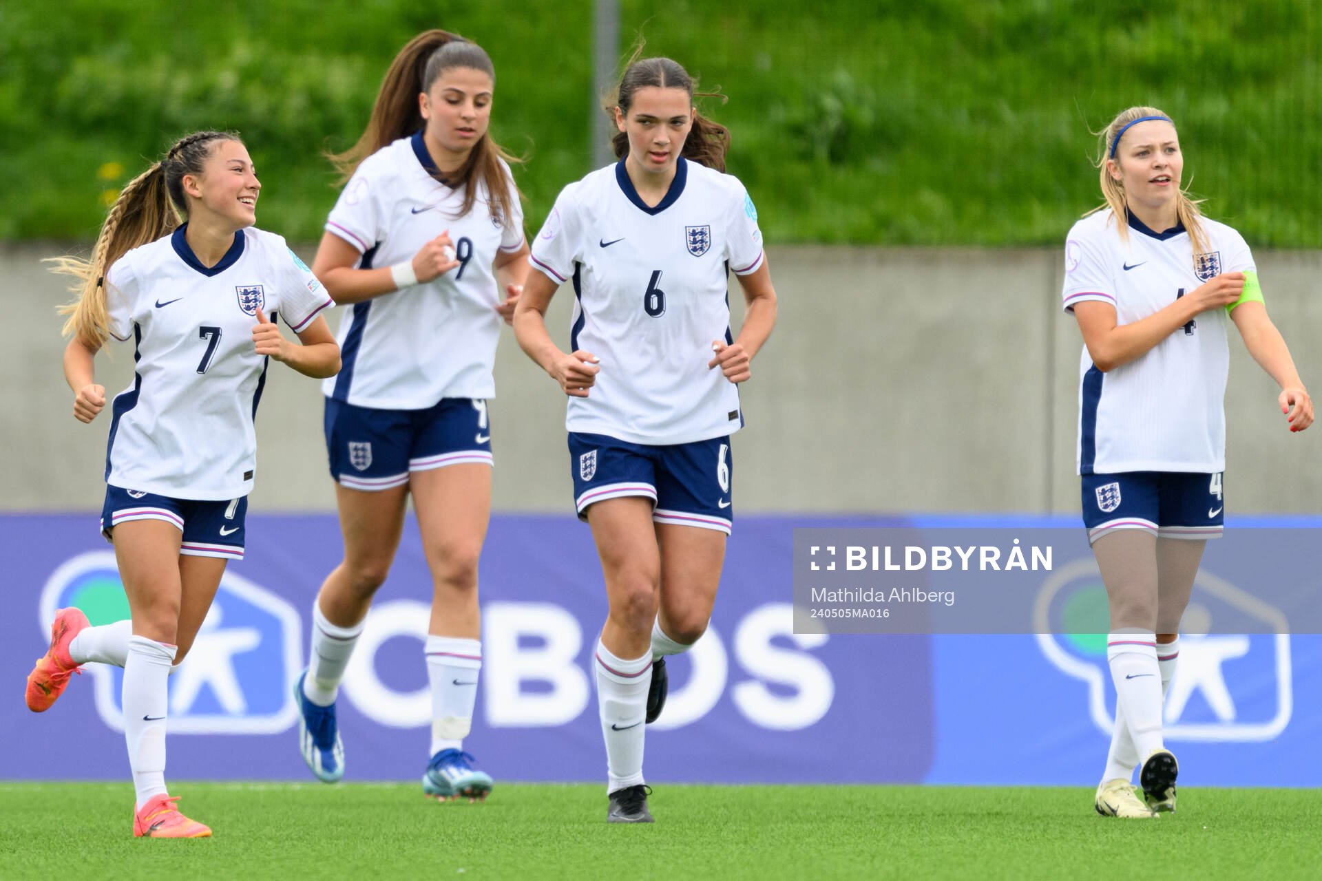 Erica Parkinson of England celebrates the 1-0 goal