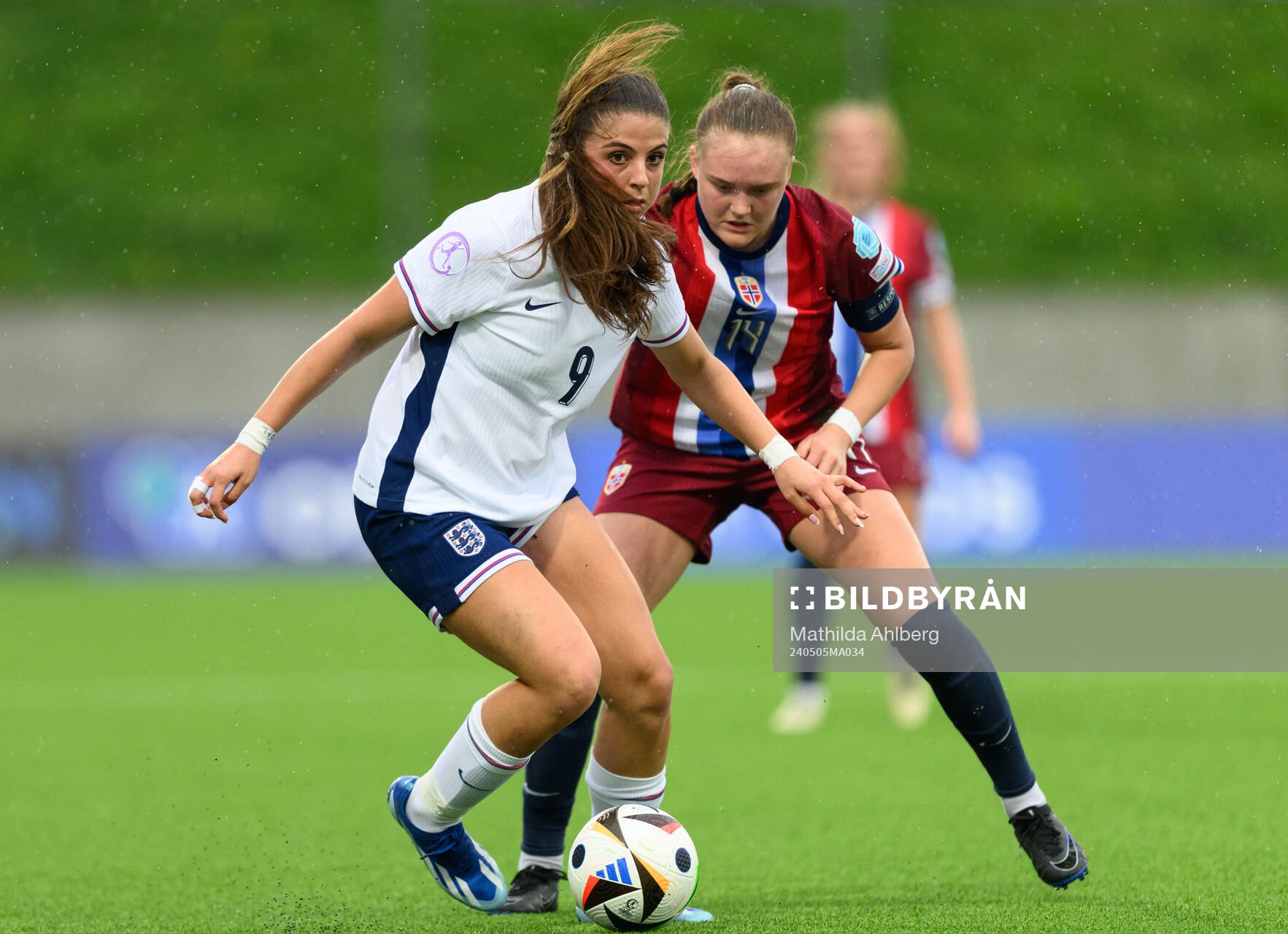 Isabella Fisher of England and Tuva Olaussen Sagen of Norway
