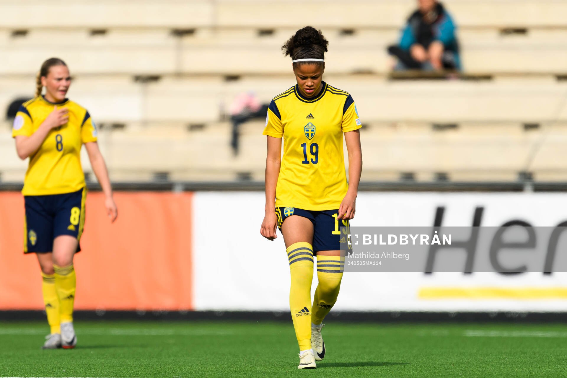 Felicia Schröder of Sweden looks dejected