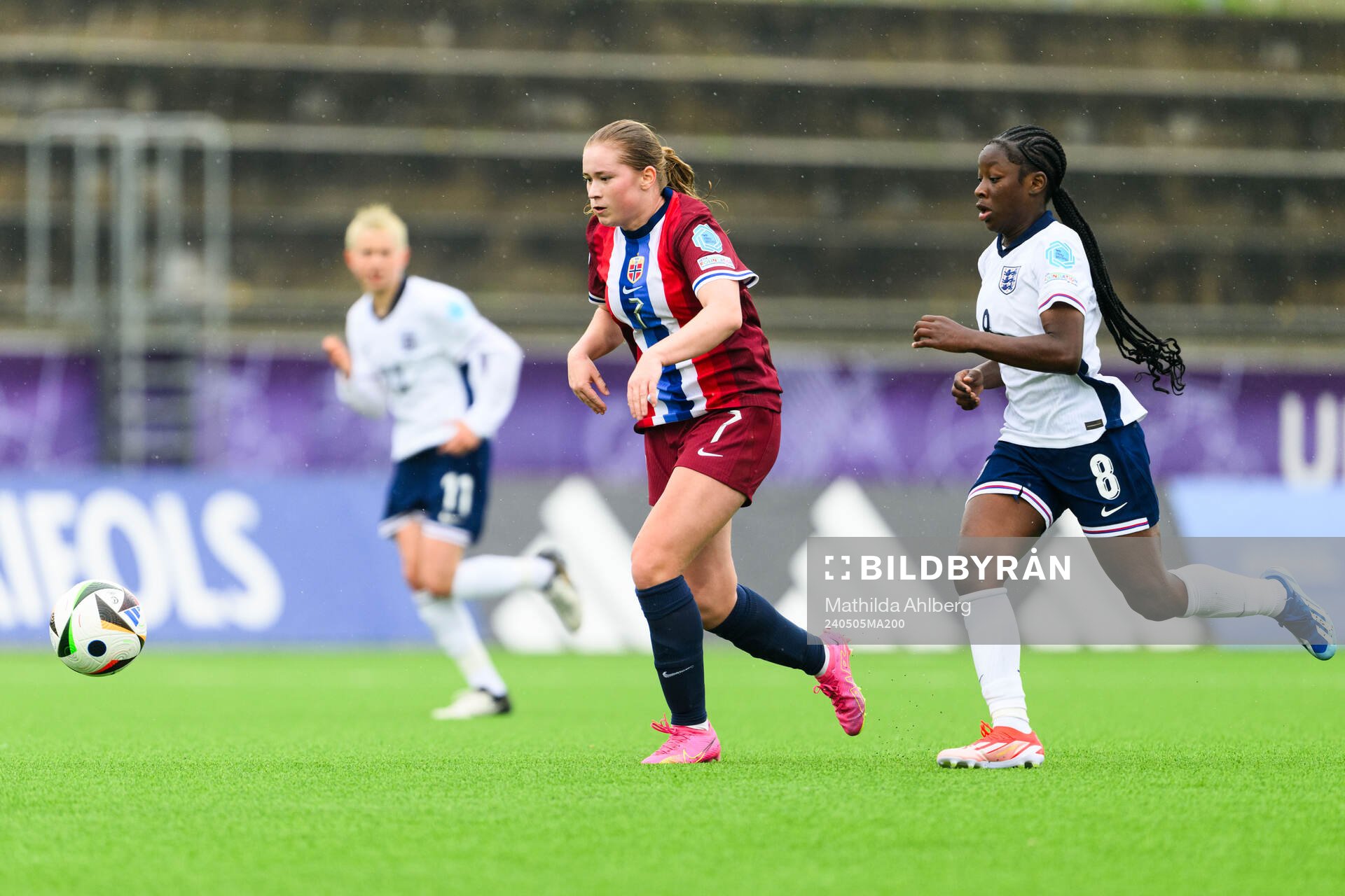 Malin Dalsgård of Norway and Omotara Junaid of England during the UEFA Under-17 match between England and Norway on May 5, 2024 in Lund.