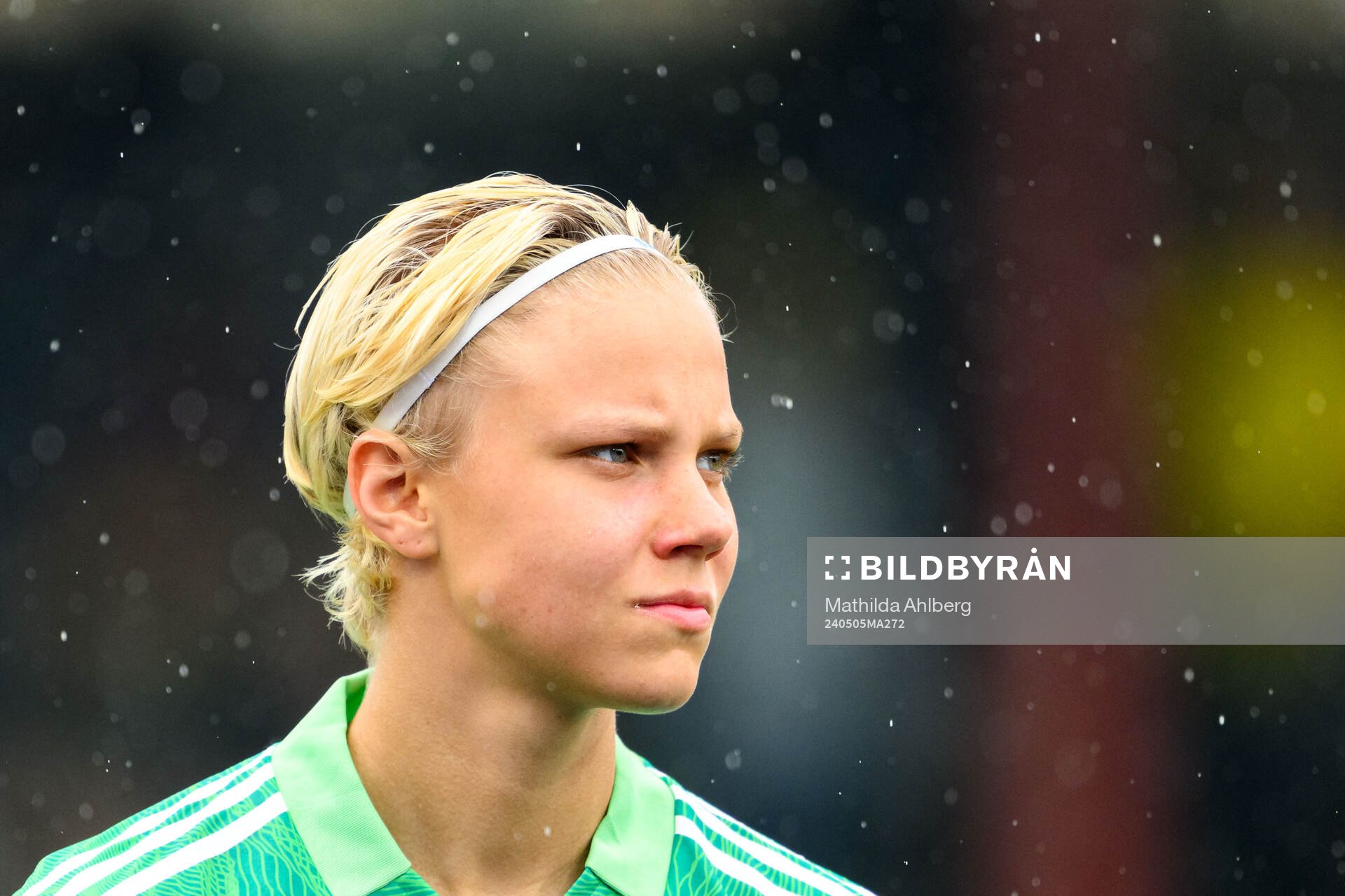 Goalkeeper Saga Andersson of Sweden
