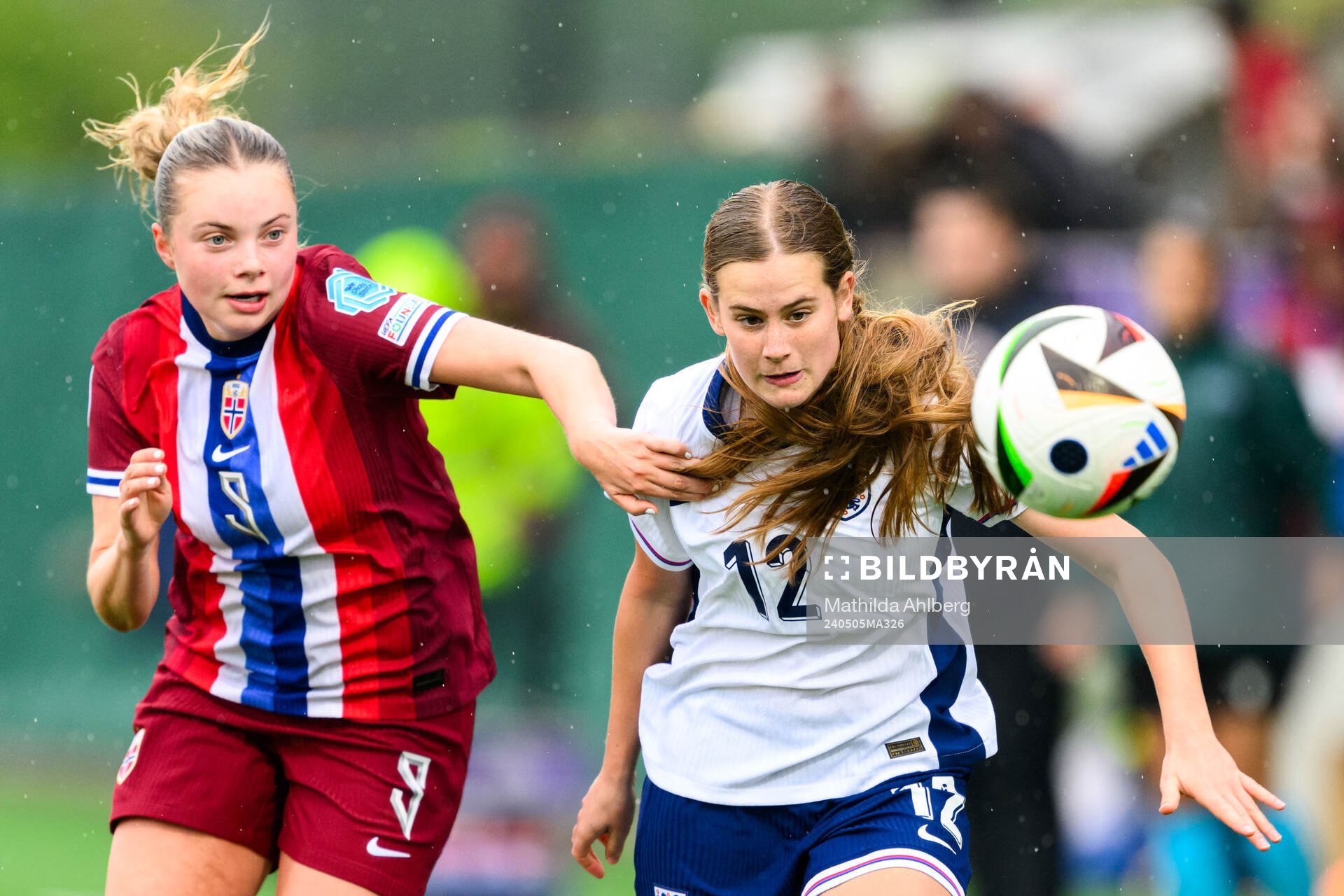 Christina Louise Herseth of Norway and Sophie Harrison of