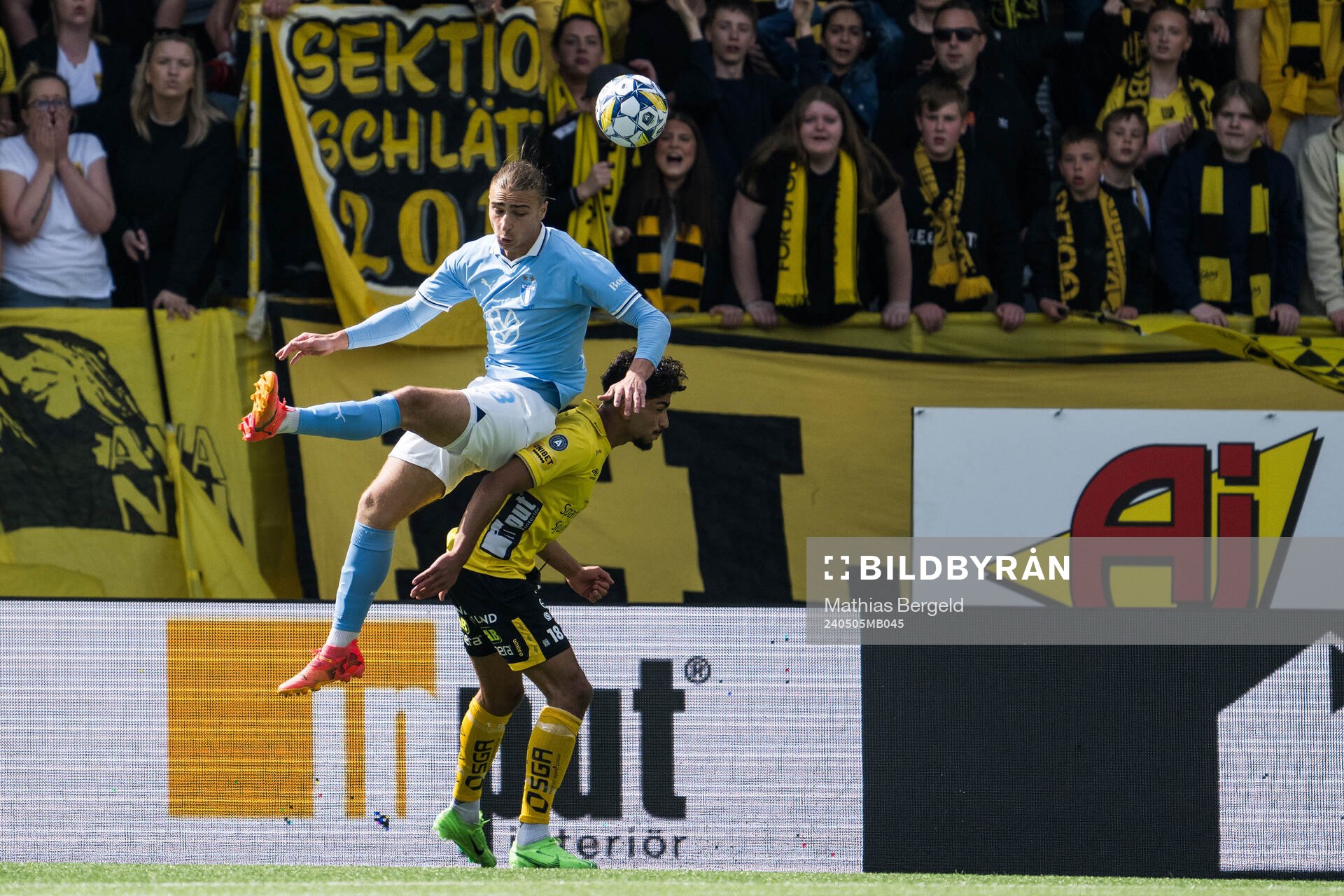 Malmö FFs Elison Makolli och Elfsborgs Ahmed Qasem