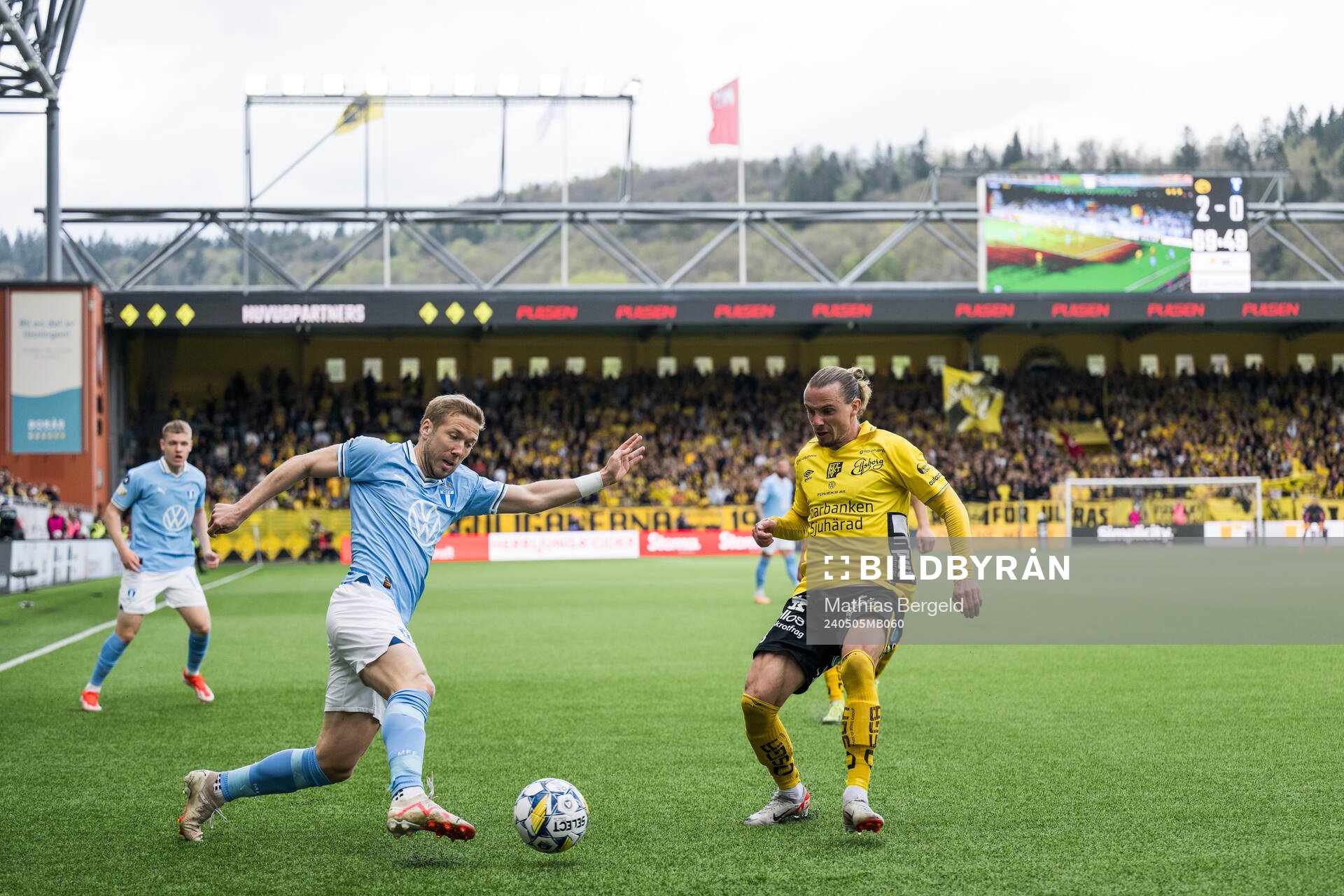 Malmö FFs Anton Tinnerholm och Elfsborgs Niklas Hult
