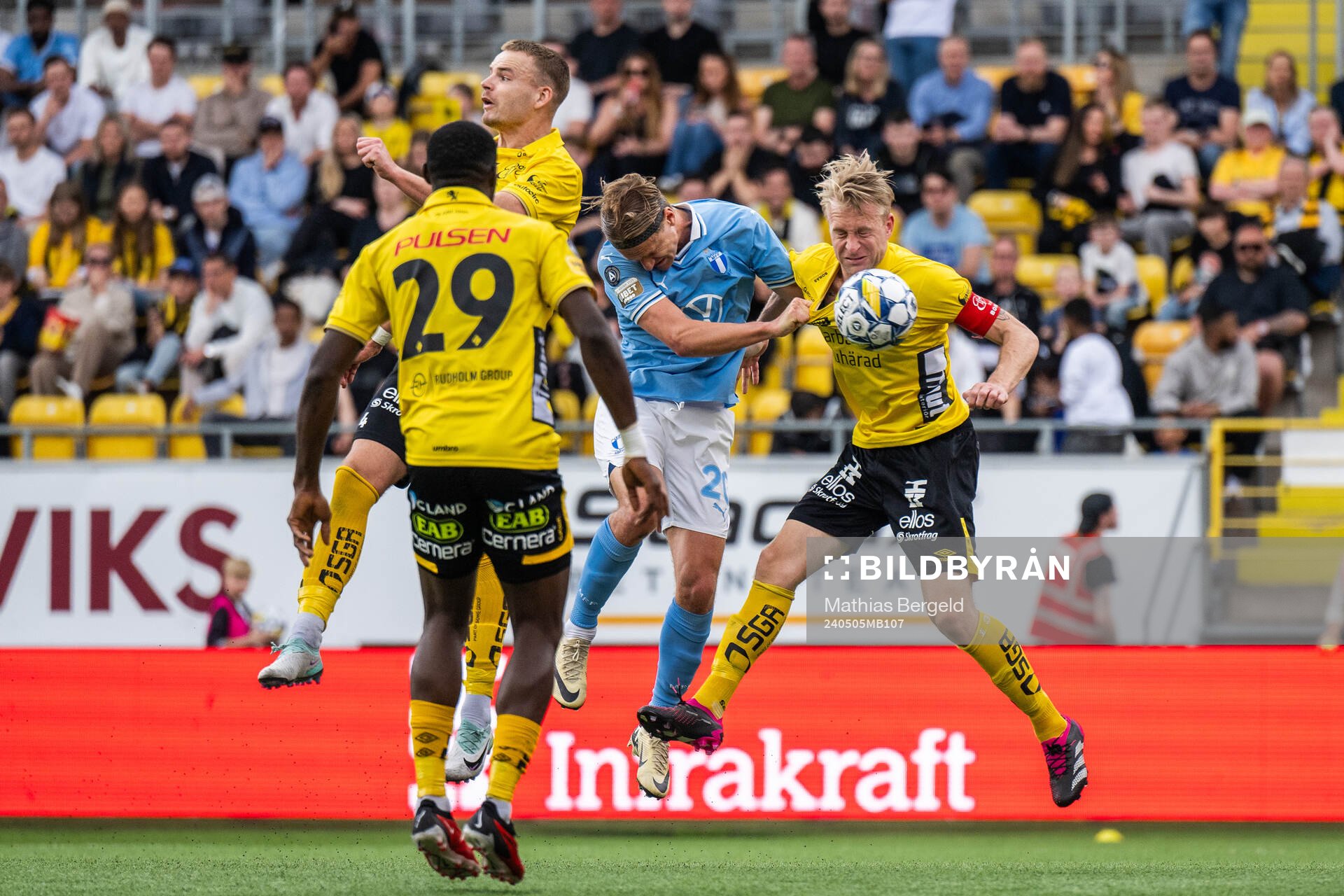 Malmö FFs Erik Botheim och Elfsborgs Johan Larsson