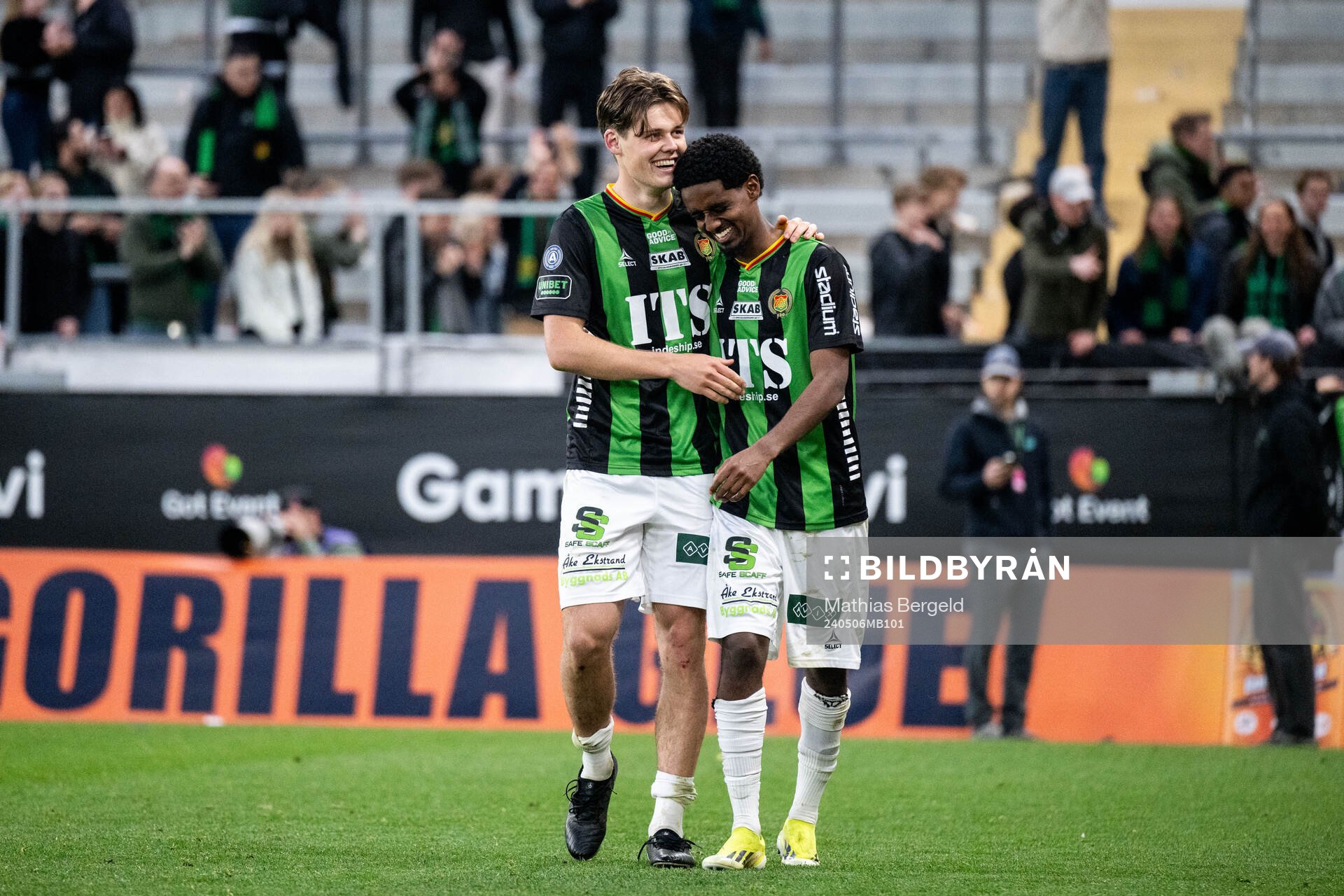 GAIS Axel Henriksson och Harun Ibrahim jublar