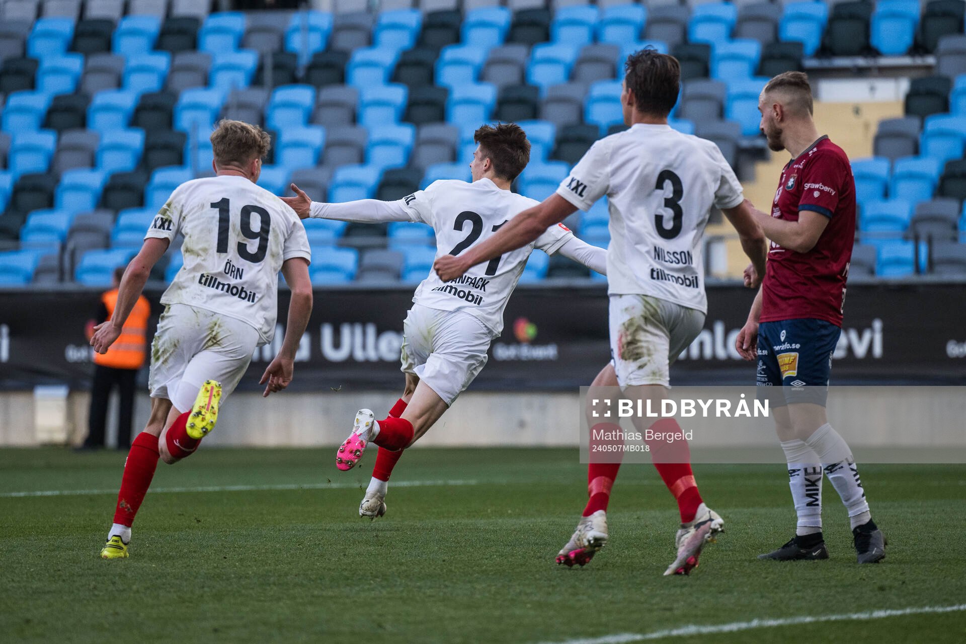Helsingborgs Adrian Svanbäck jublar