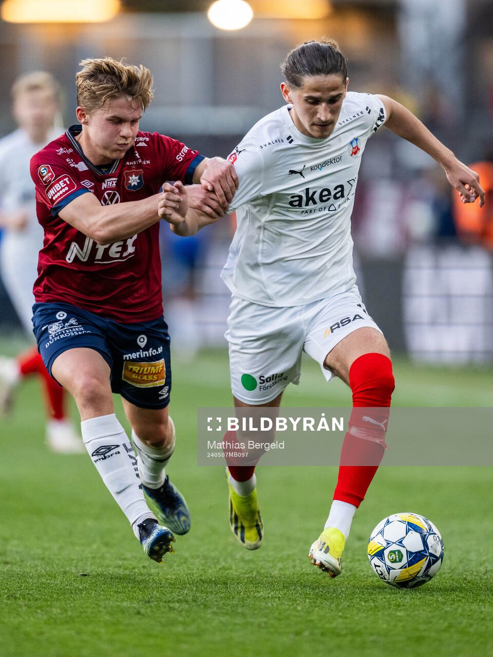 Örgrytes Isak Dahlqvist och Helsingborgs Ervin Gigovic