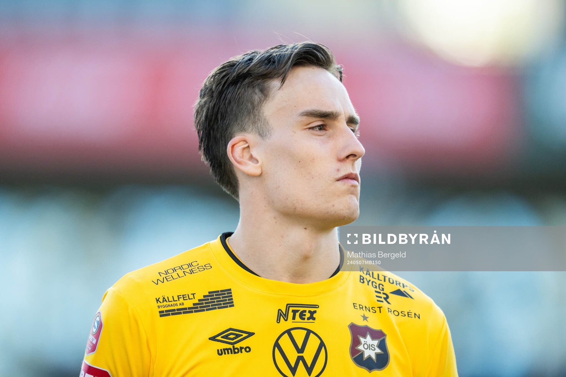 Örgrytes målvakt Hampus Gustafsson vid line-up