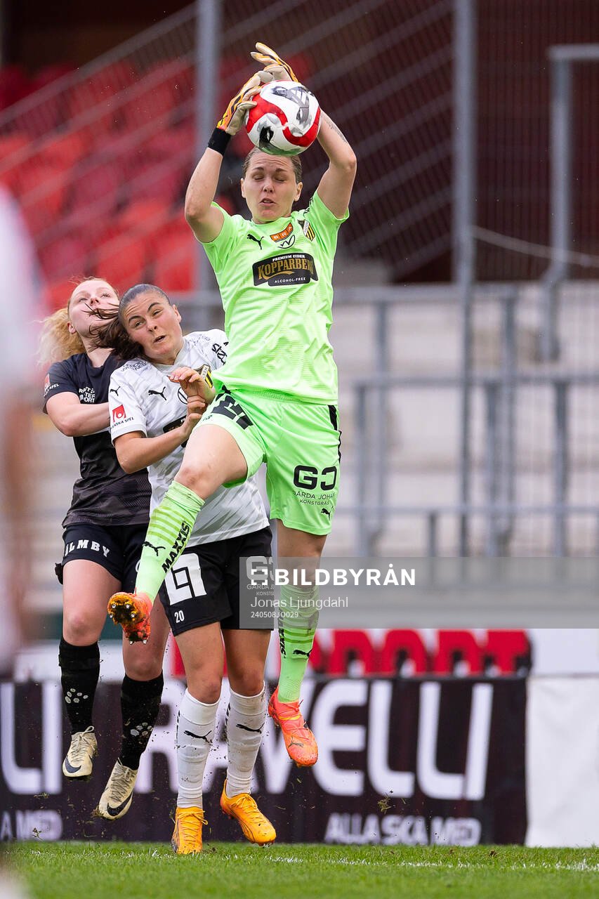Häckens målvakt Jennifer Falk