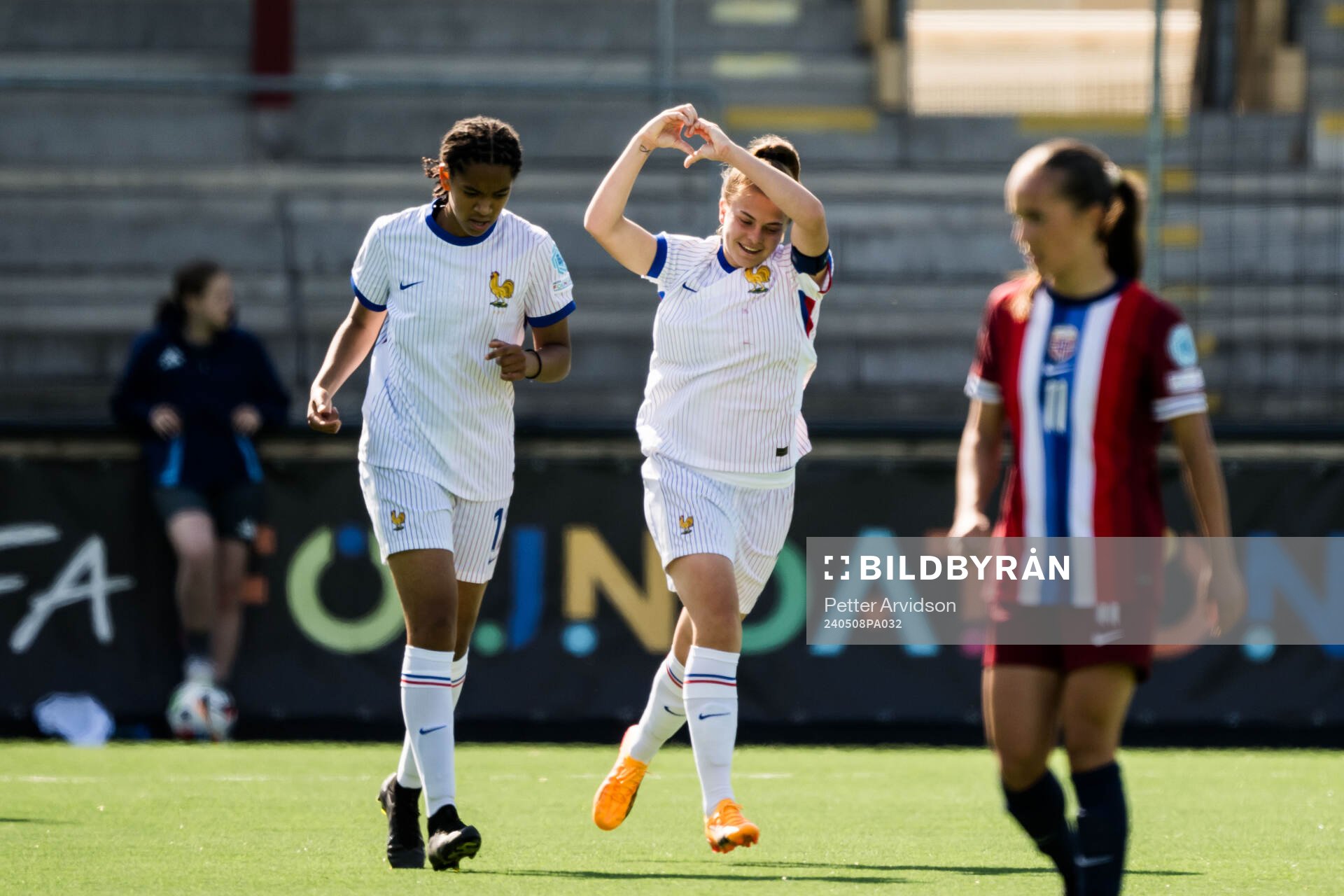 Anny Kerim-Lindland of Norway celebrates