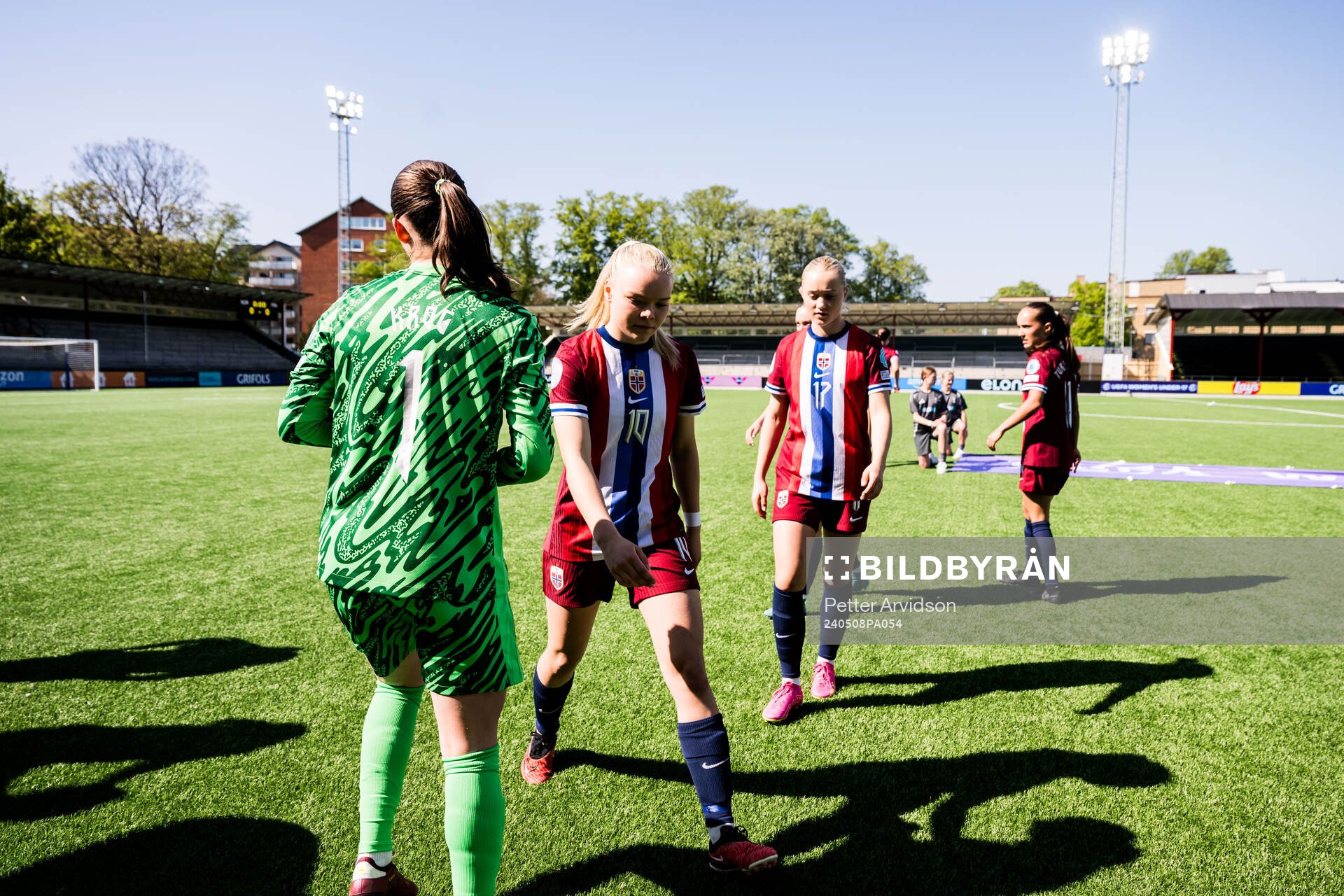 And Anny Kerim-Lindland and Tommine Enger of Norway