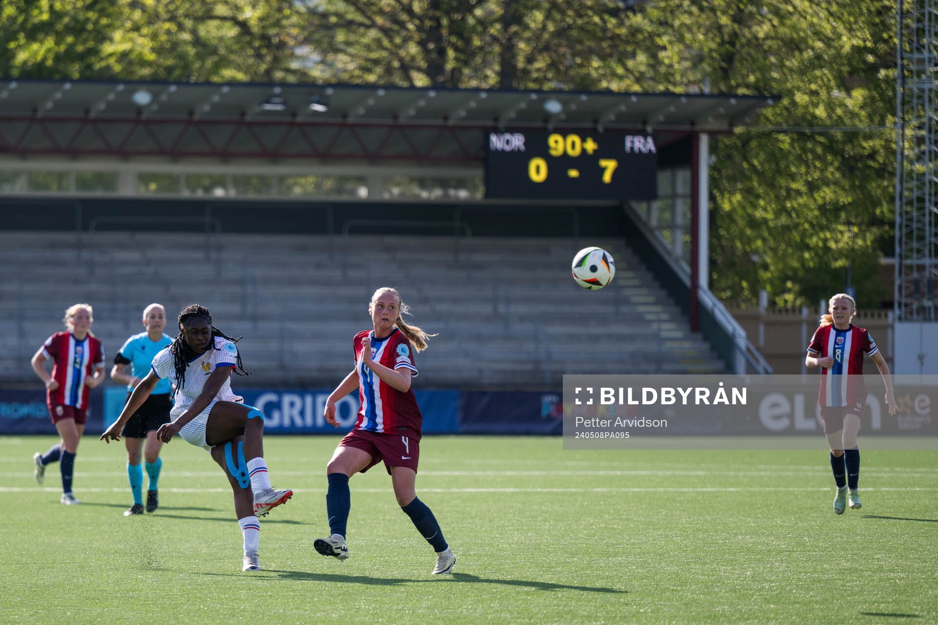 Rachael Abedini of France
