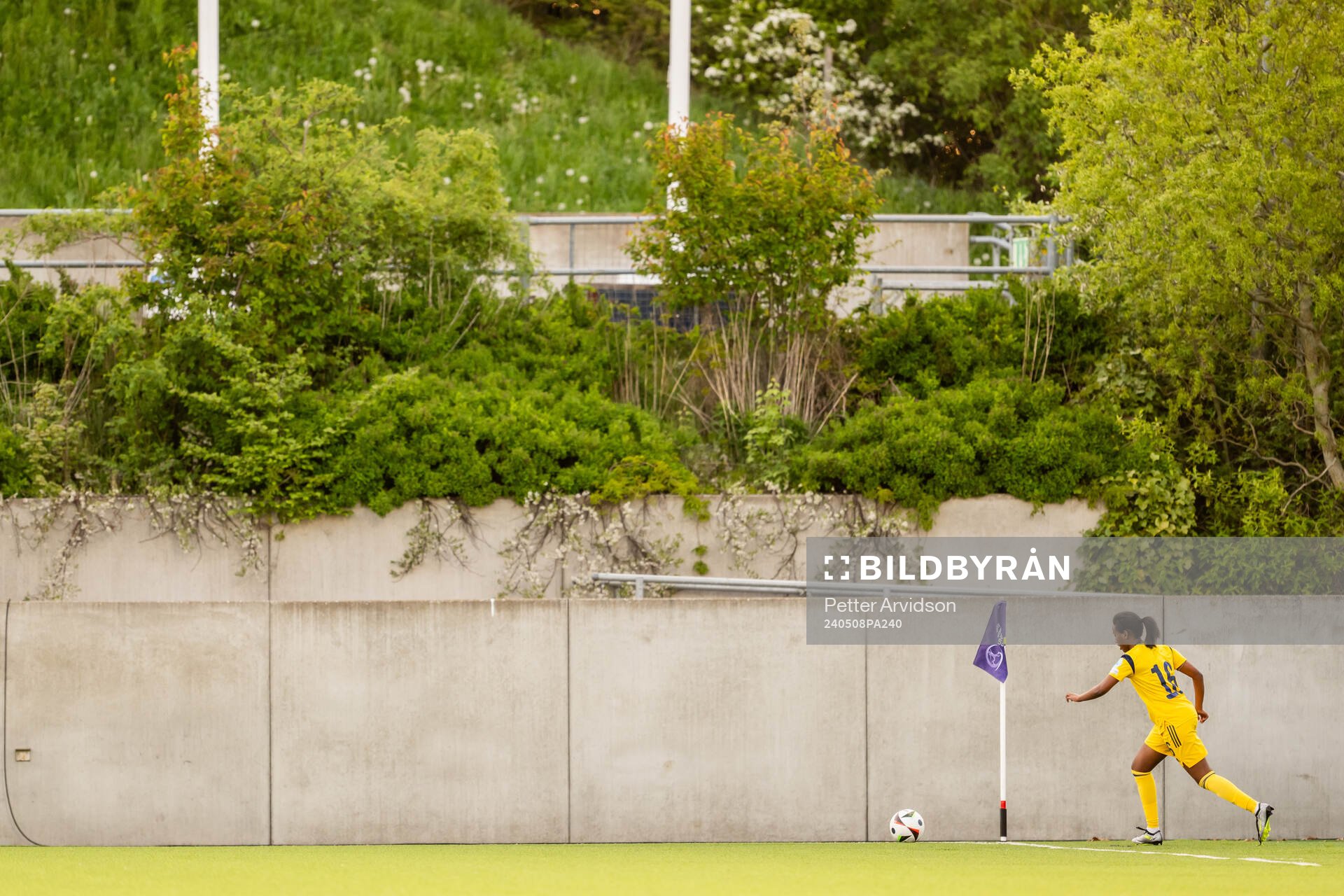 Saron Berhe of Sweden takes a corner kick