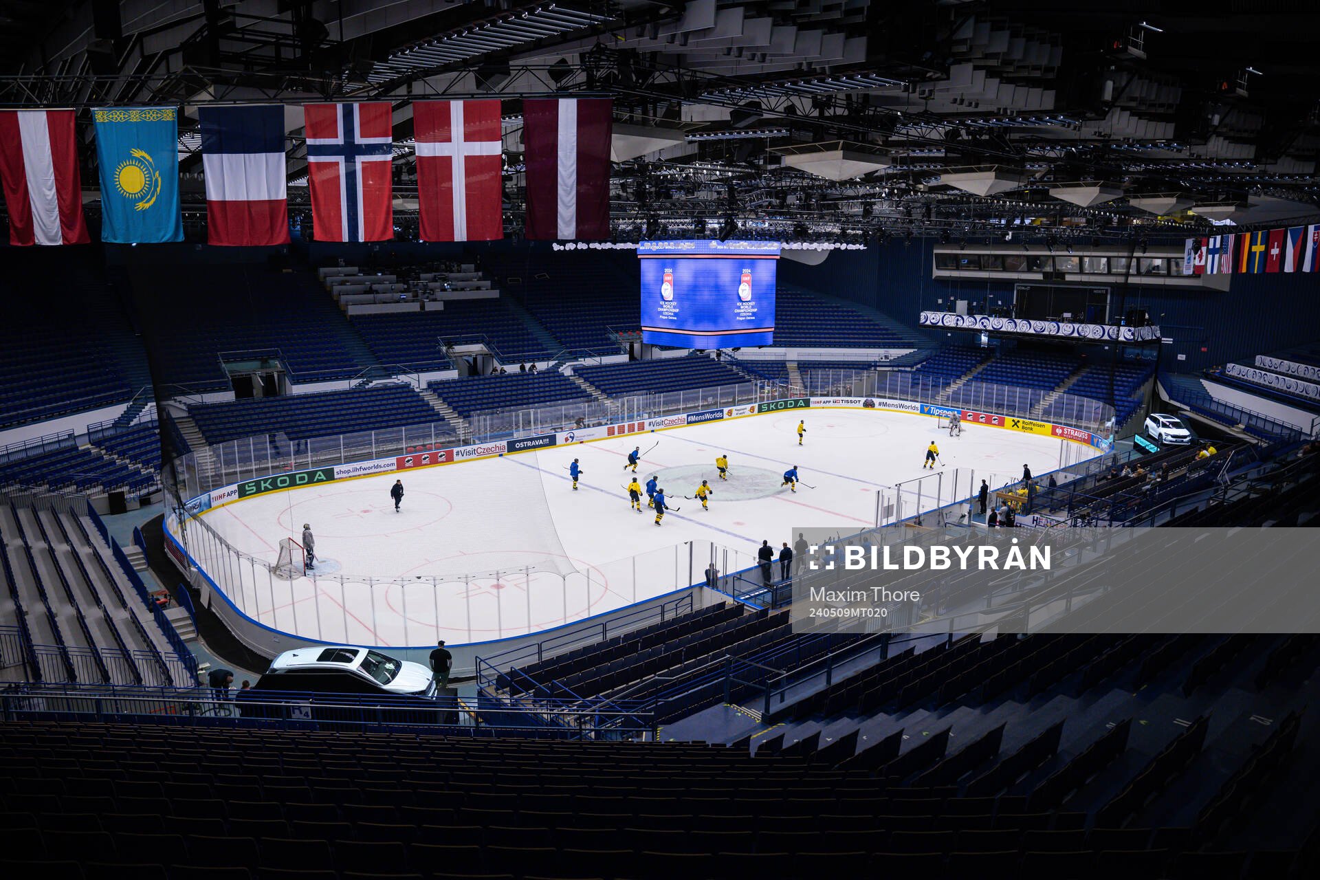 General interior view over Ostrava Arena at a practice