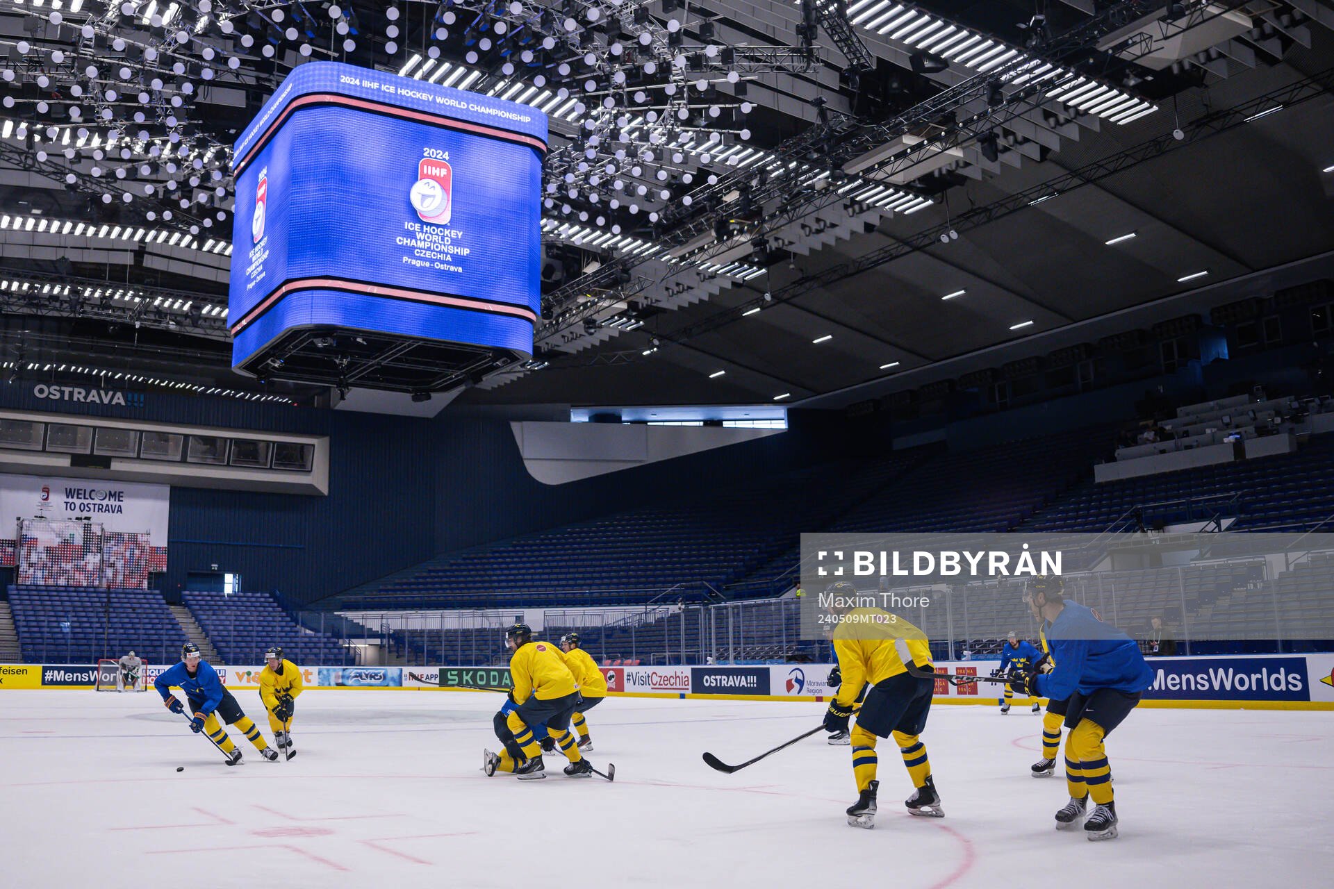 View over Ostravar Arena at a practice session with  Sweden