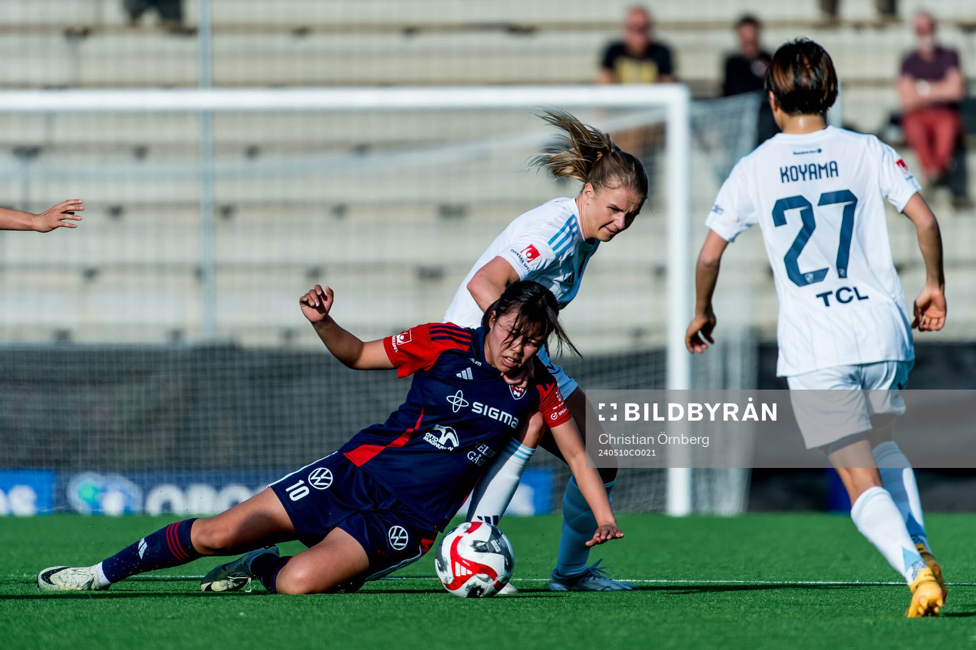 FC Rosengårds Momoko Tanikawa och Djurgårdens Nellie Lilja