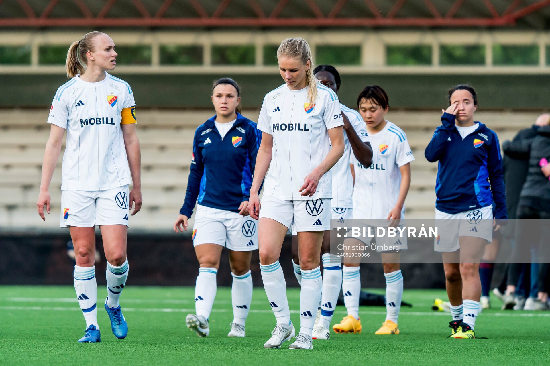 Djurgårdens Matilda Plan och Nellie Lilja deppar