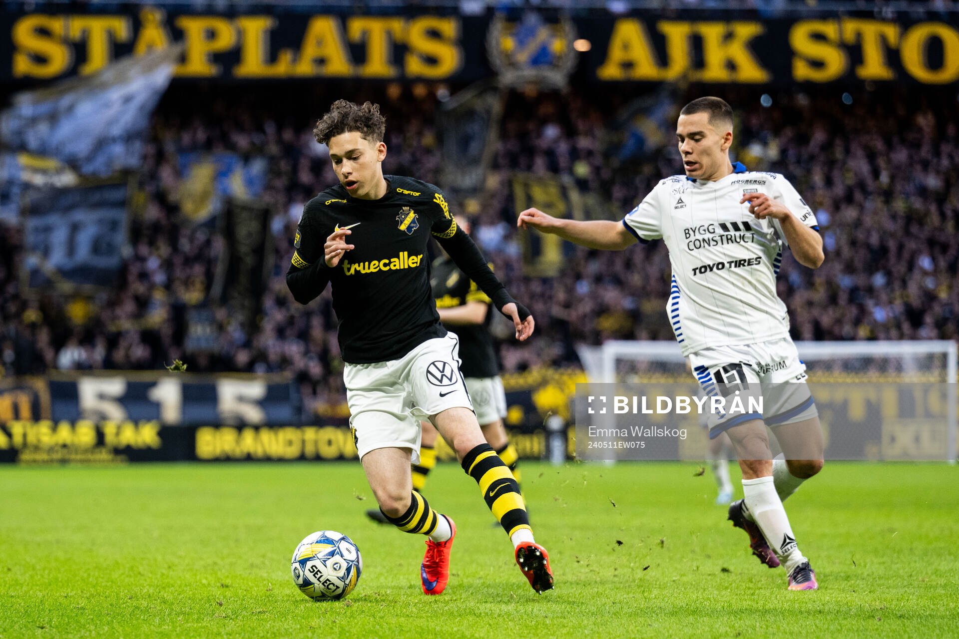 AIKs Victor Goncalves Andersson och Sirius Leo Walta