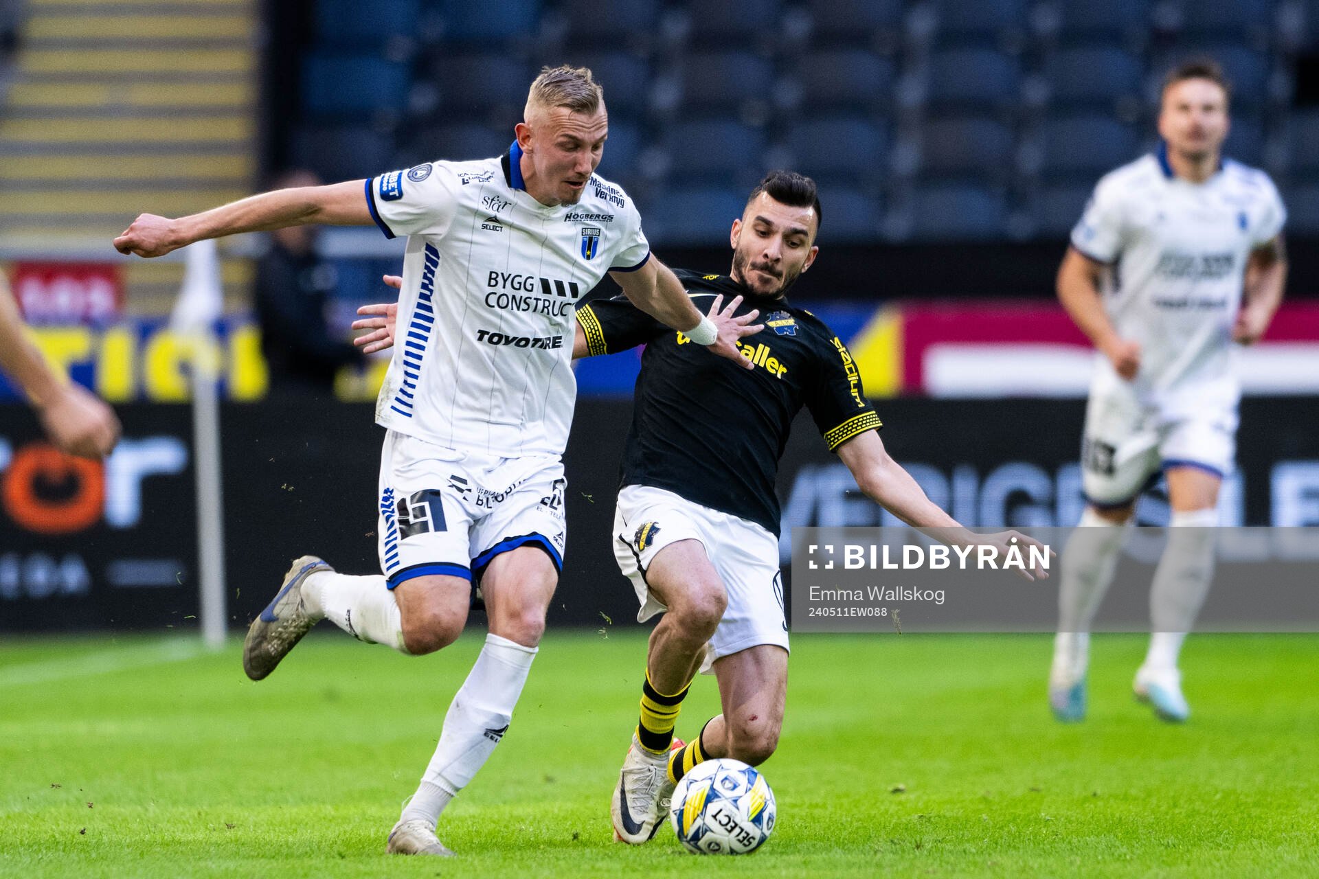 Sirius Jakob Voelkerling Persson och AIKs Ioannis Pittas