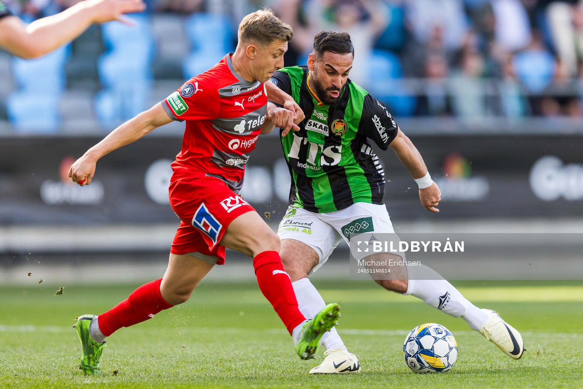 Västerås Simon Gefvert och GAIS Mervan Celik