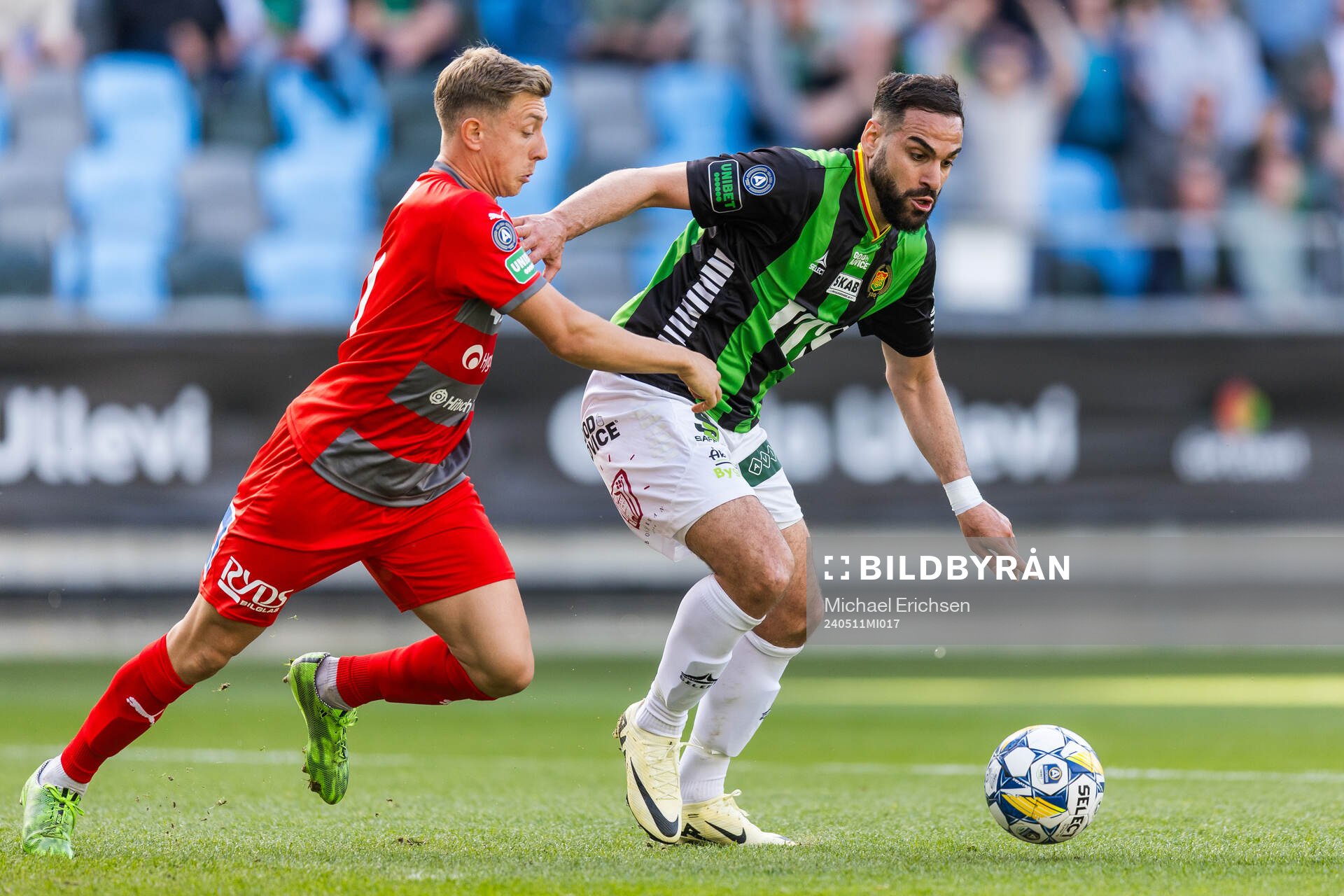 Västerås Simon Gefvert och GAIS Mervan Celik