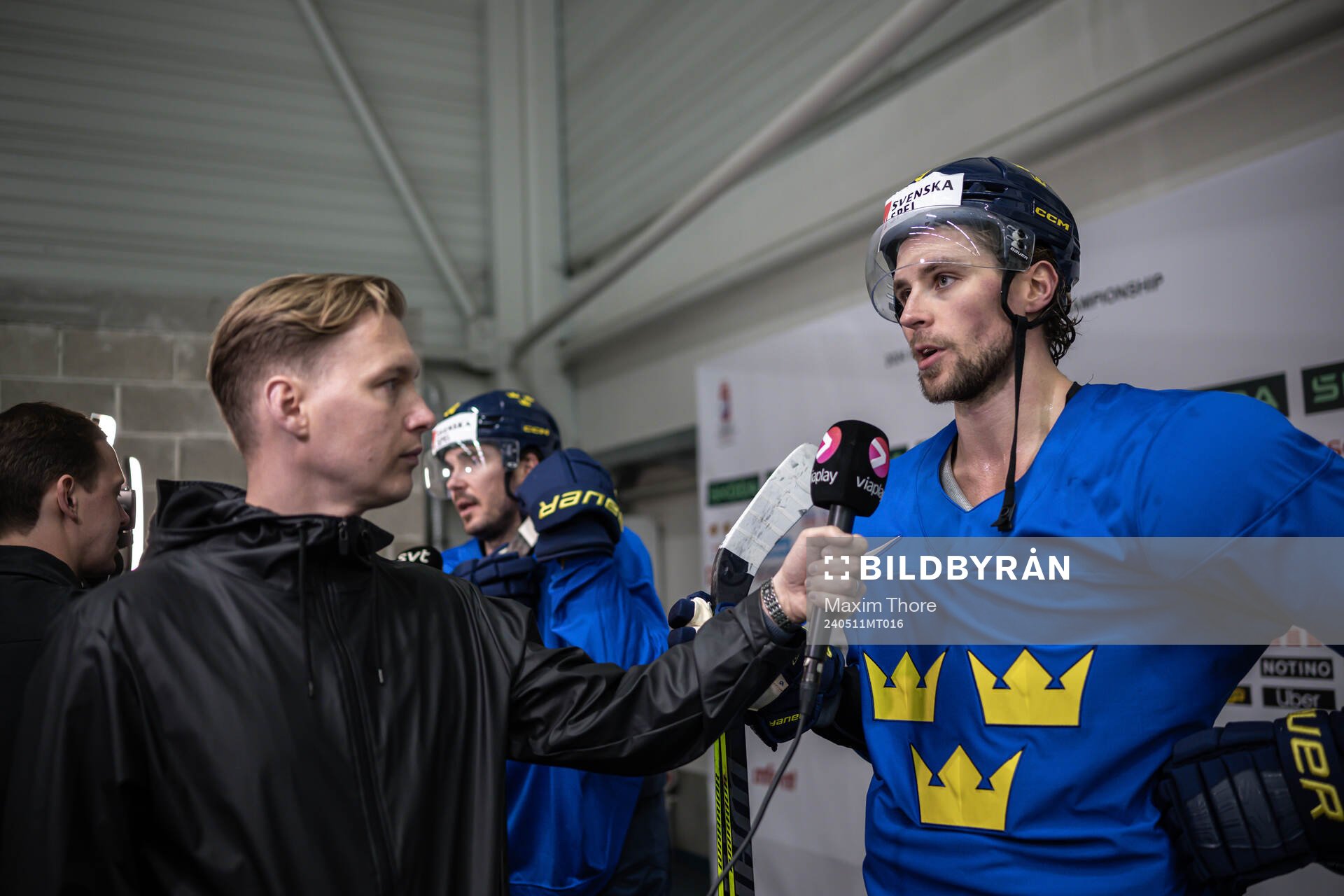 Ludvig Svan of Swedish broadcaster Viaplay interviews