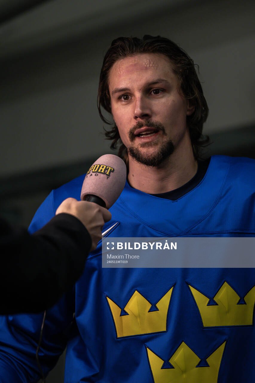 Erik Karlsson of Sweden