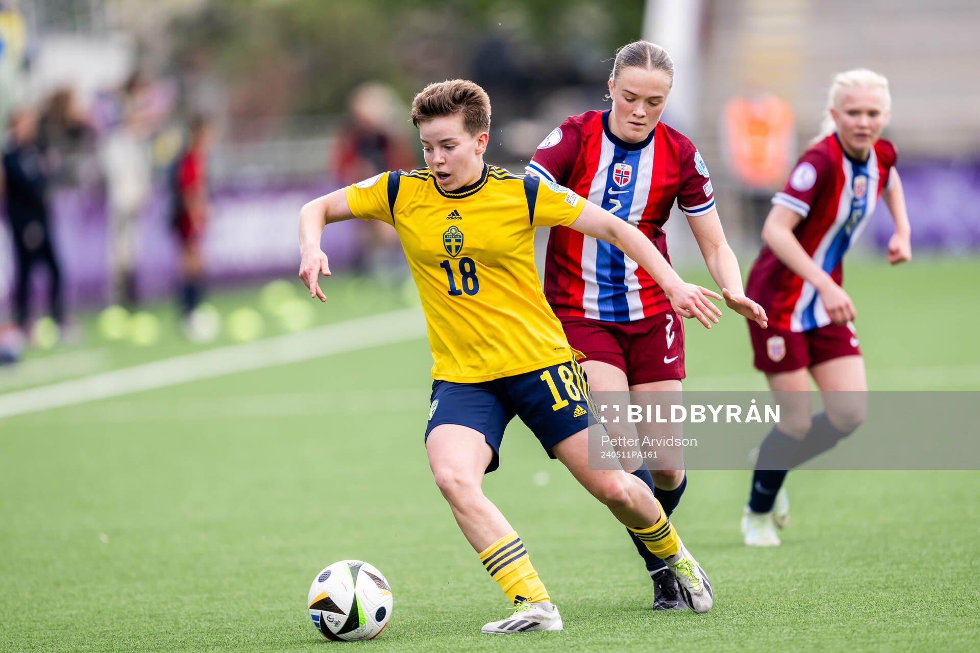 Isabelle Goldmann of Sweden and Ina Raaum Andreassen of