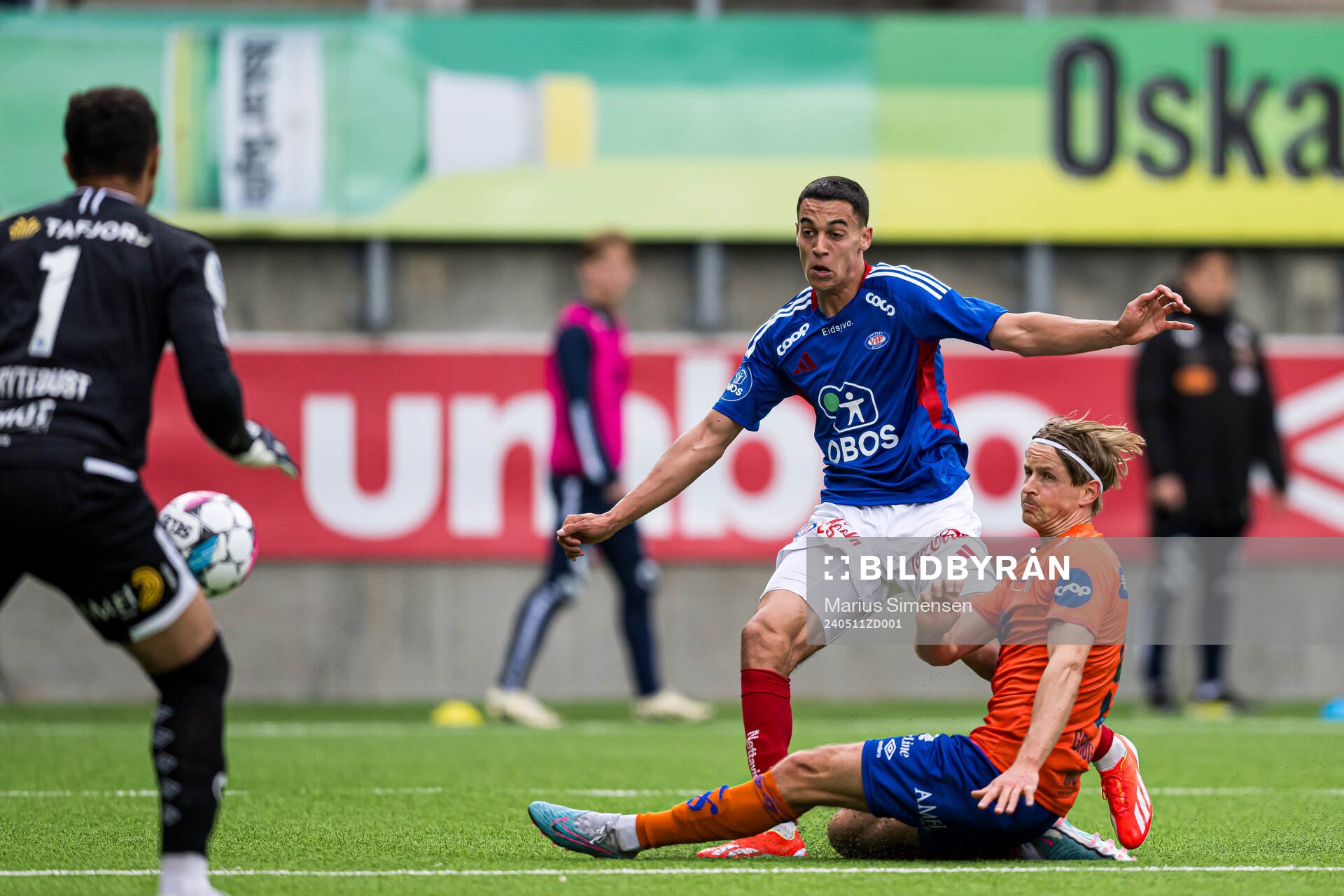 Jones El-Abdellaoui of Vålerenga scores the 0-2 goal