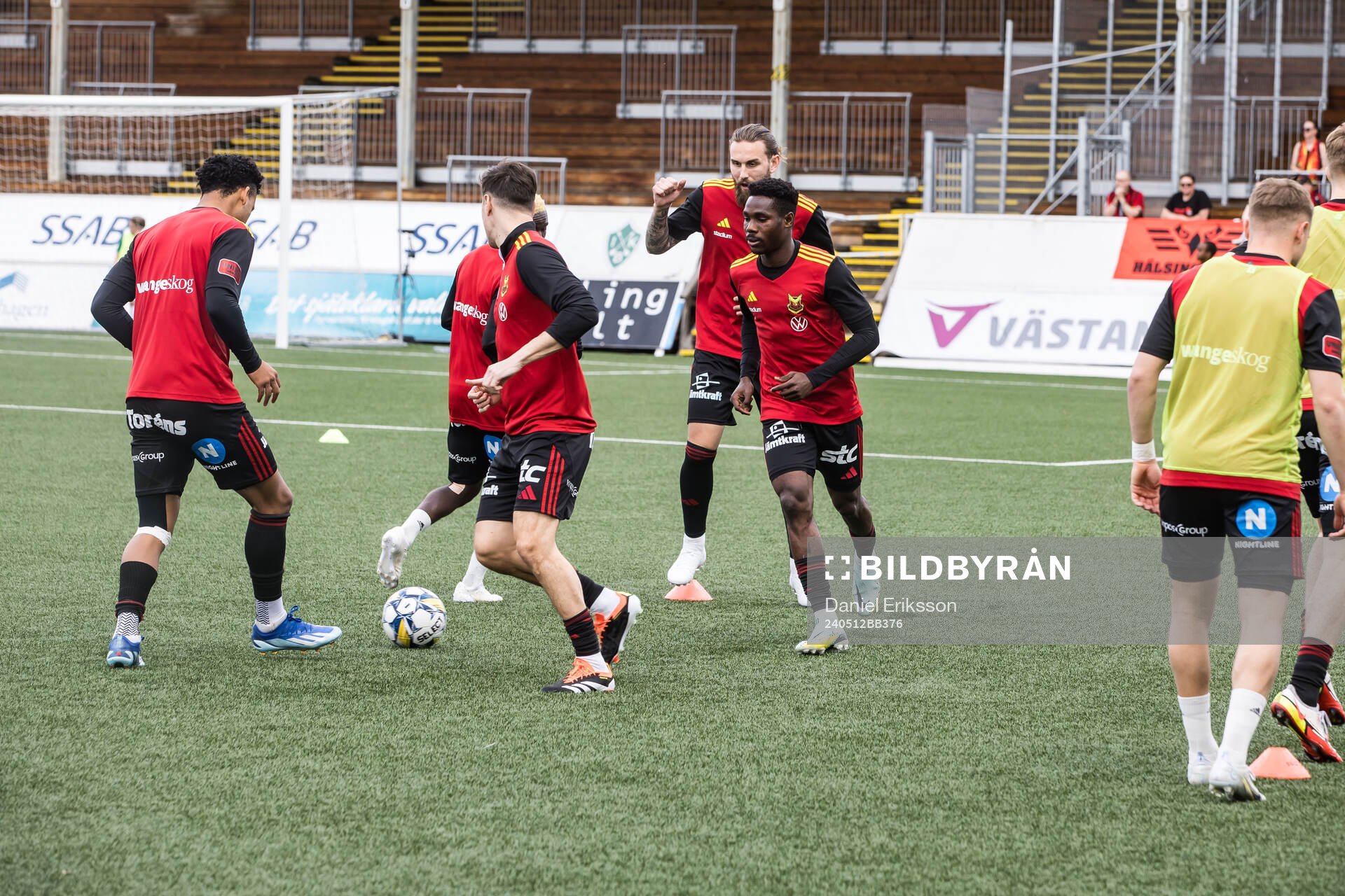 Östersund spelare värmer upp